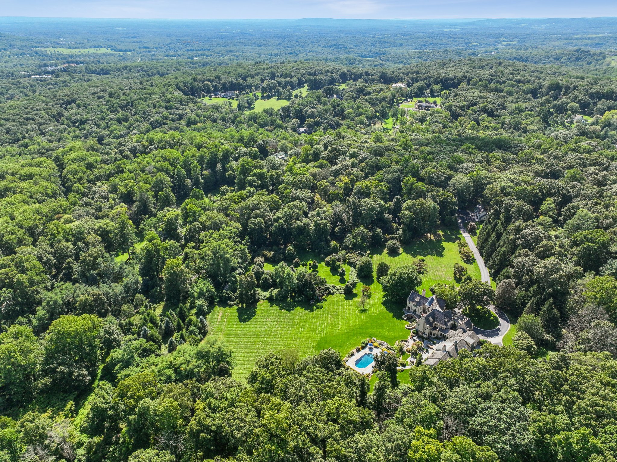 211 Mountainview Estate 