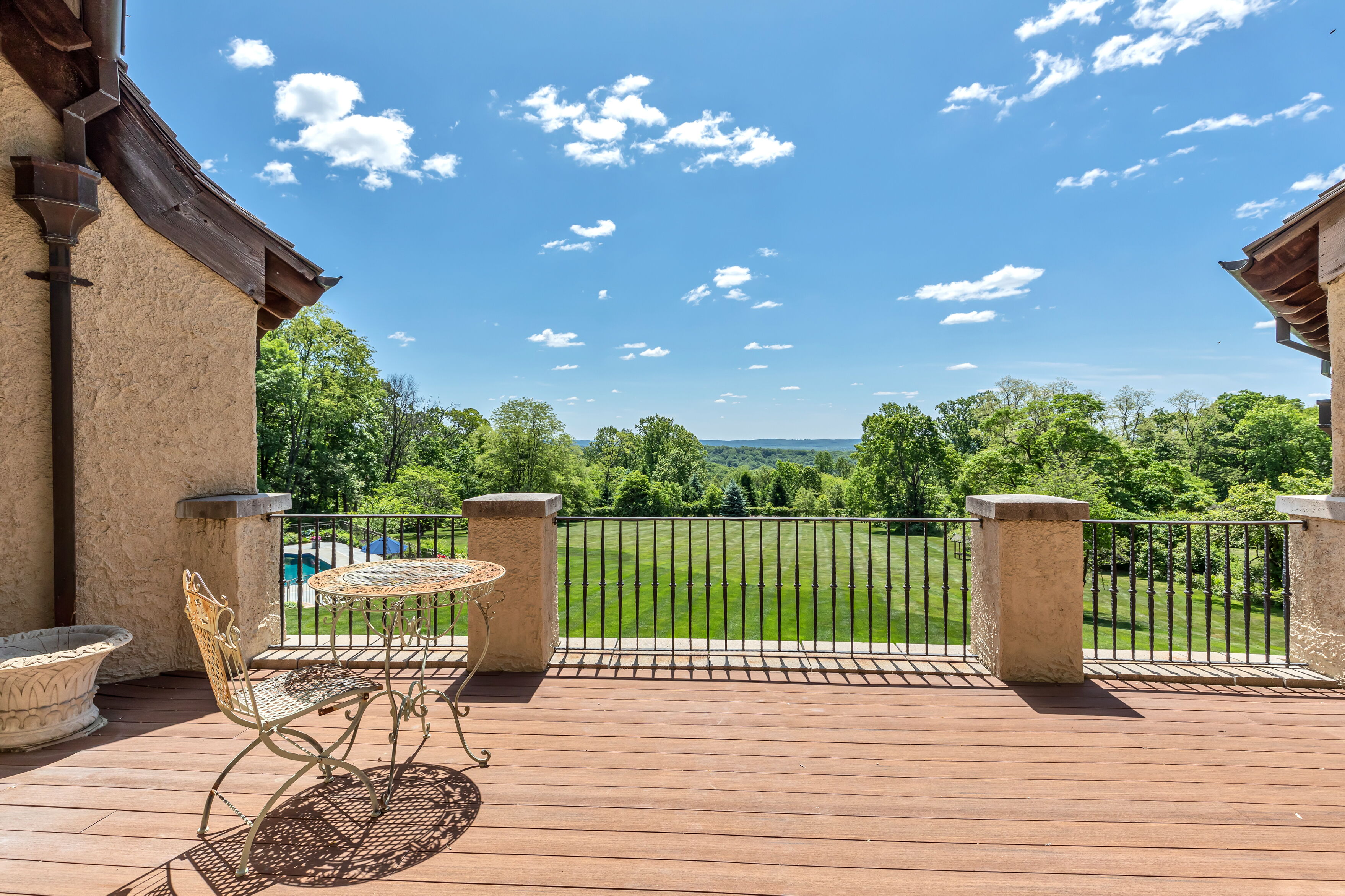 211 Mountainview Estate 
