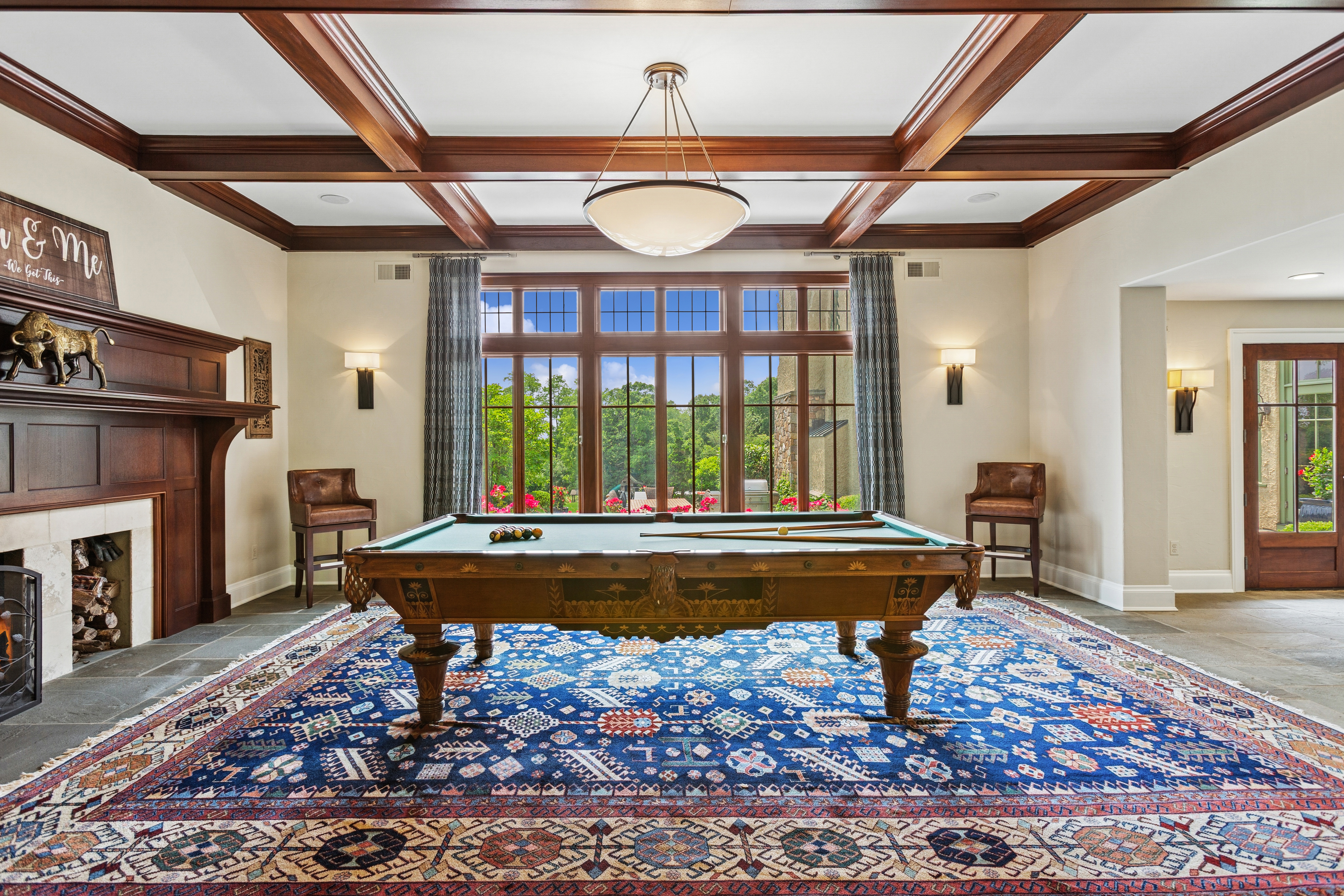 211 Mountainview Estate 