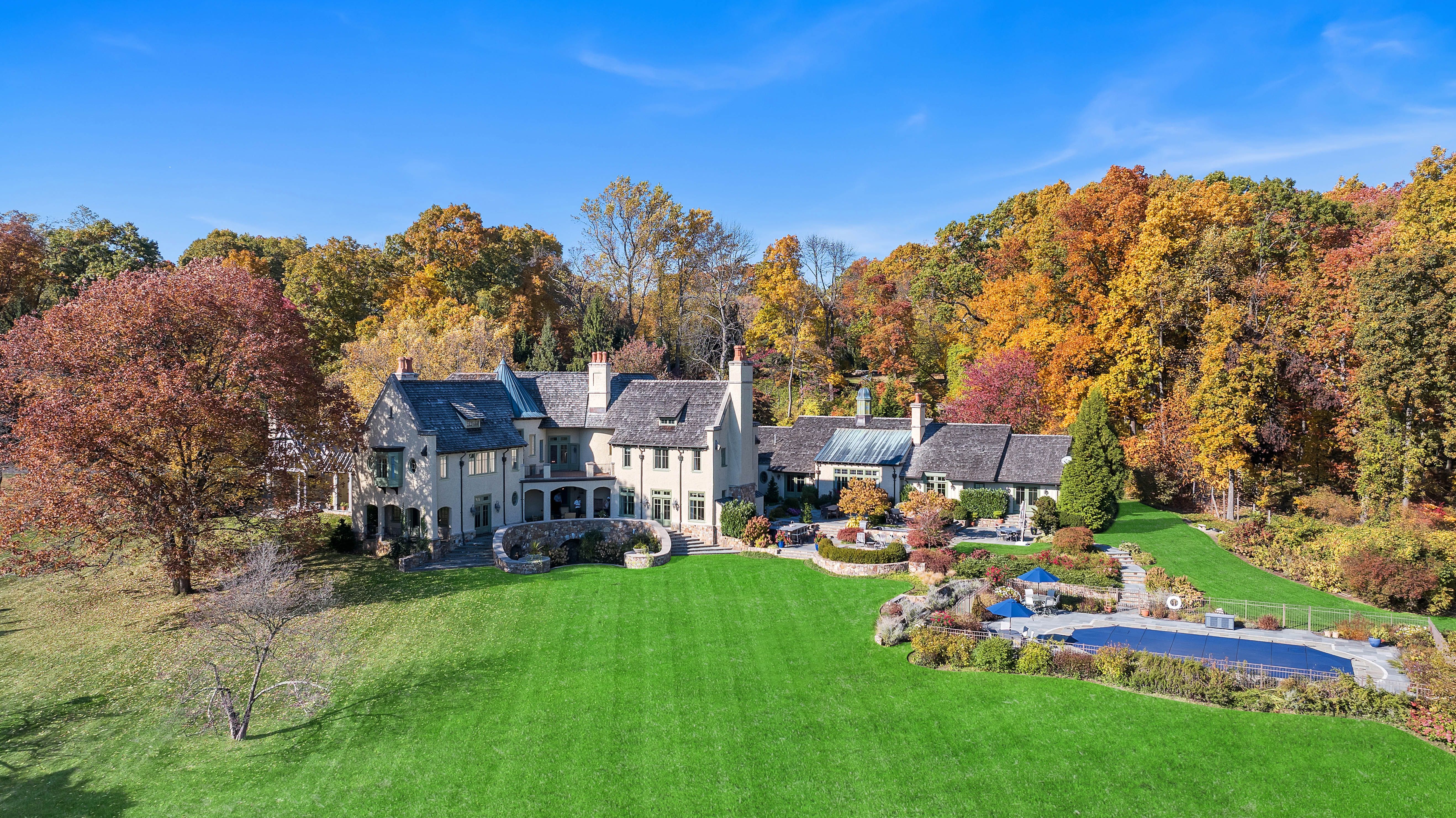 211 Mountainview Estate 