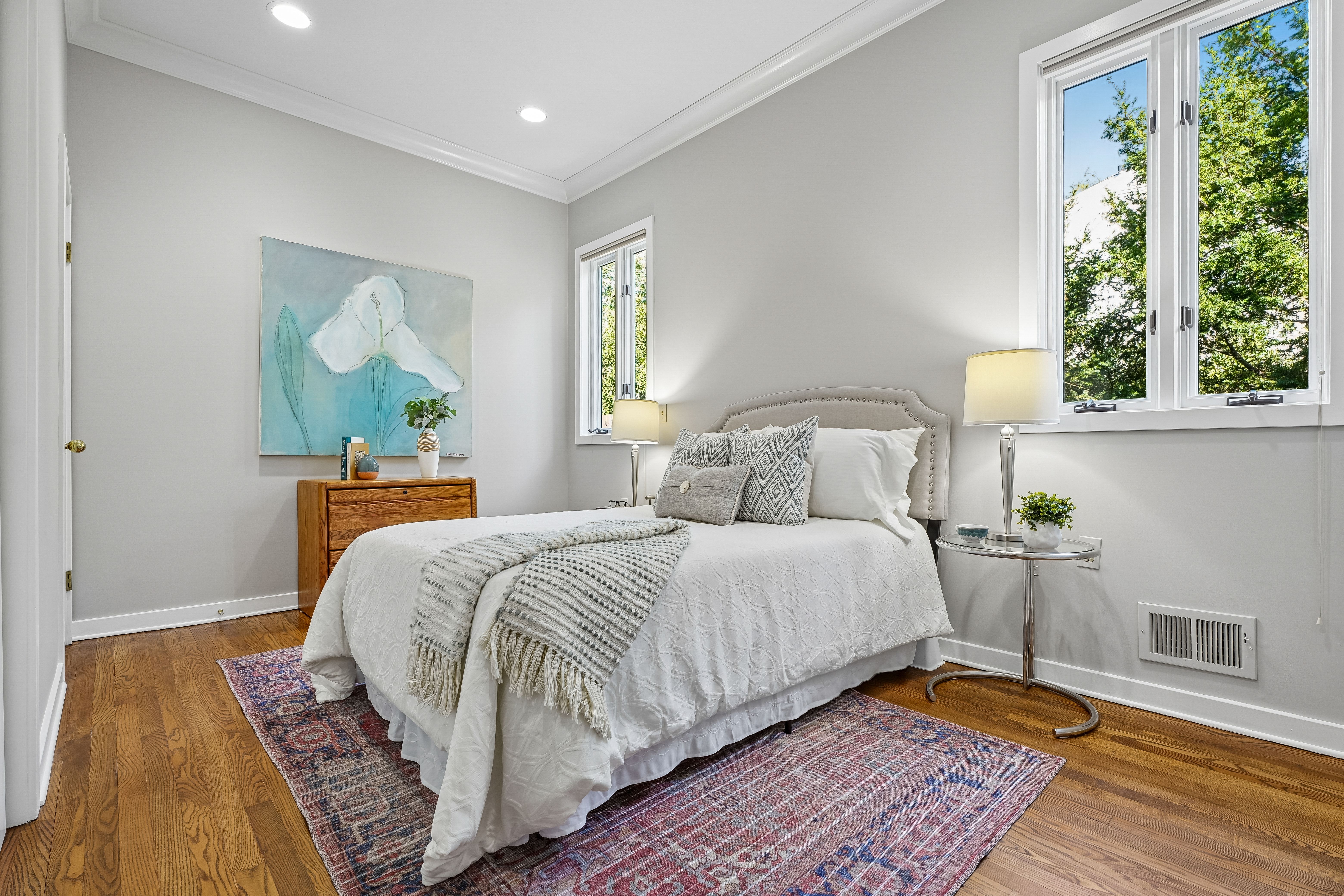 11 Meadowbrook Court 
