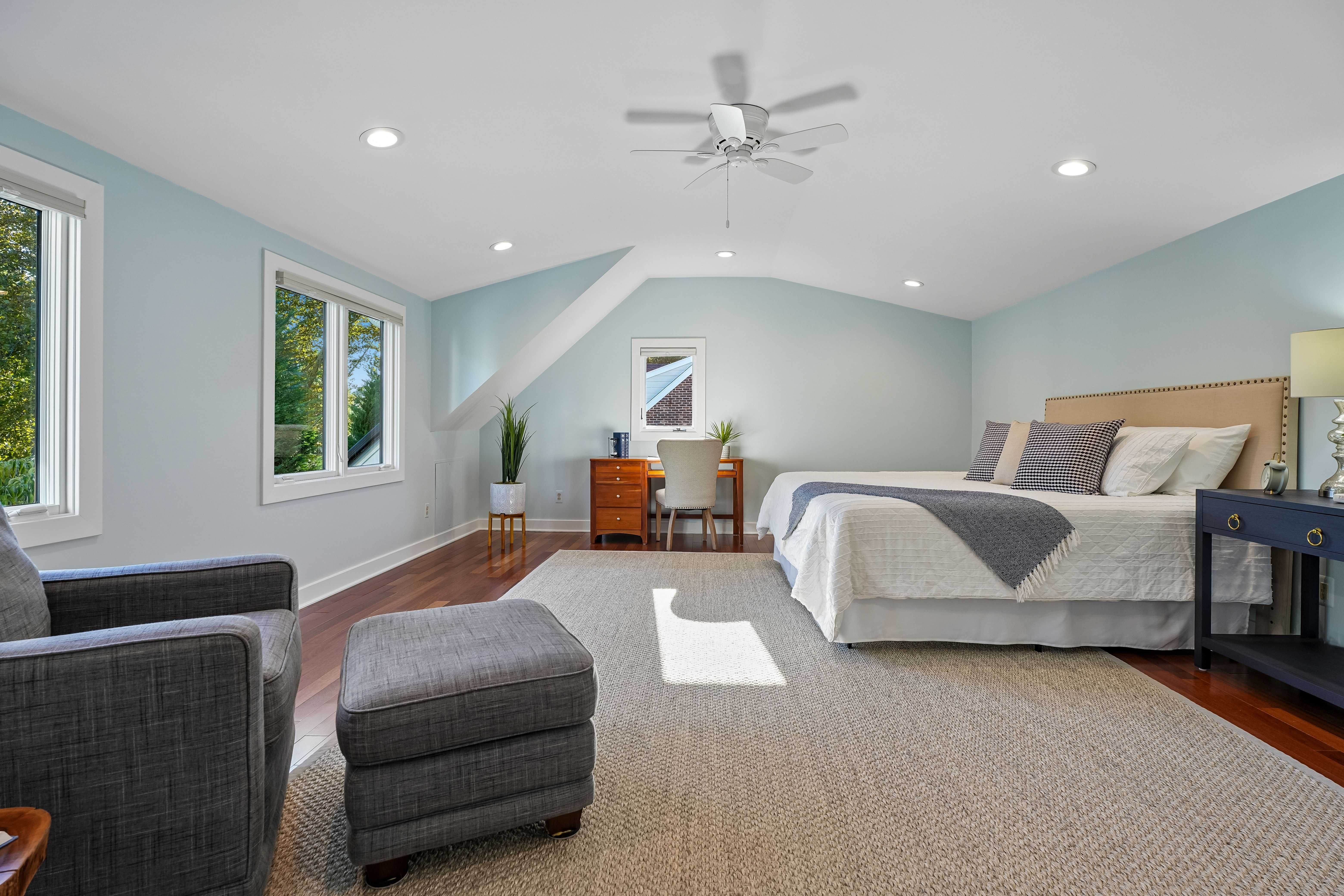 11 Meadowbrook Court 