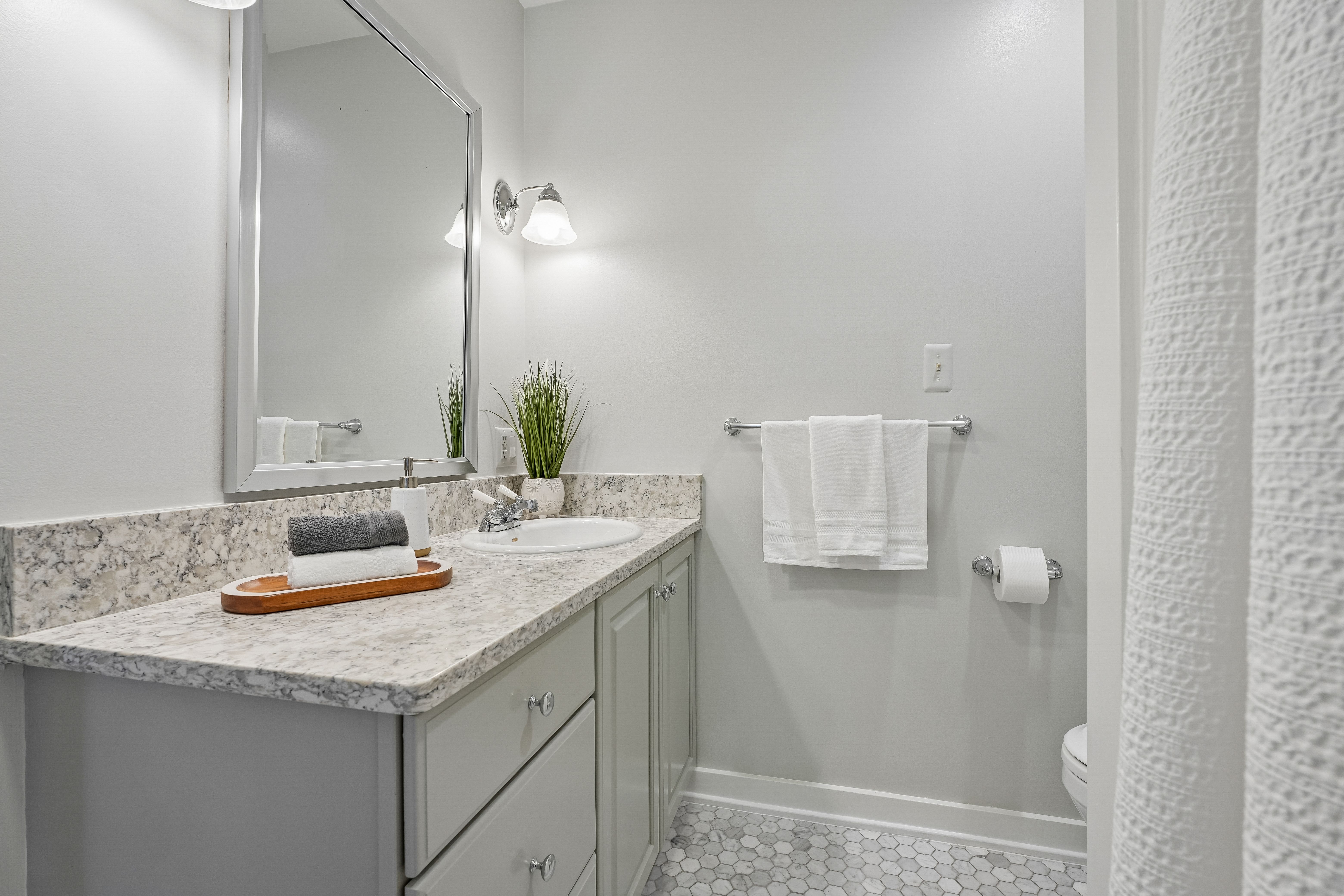11 Meadowbrook Court 