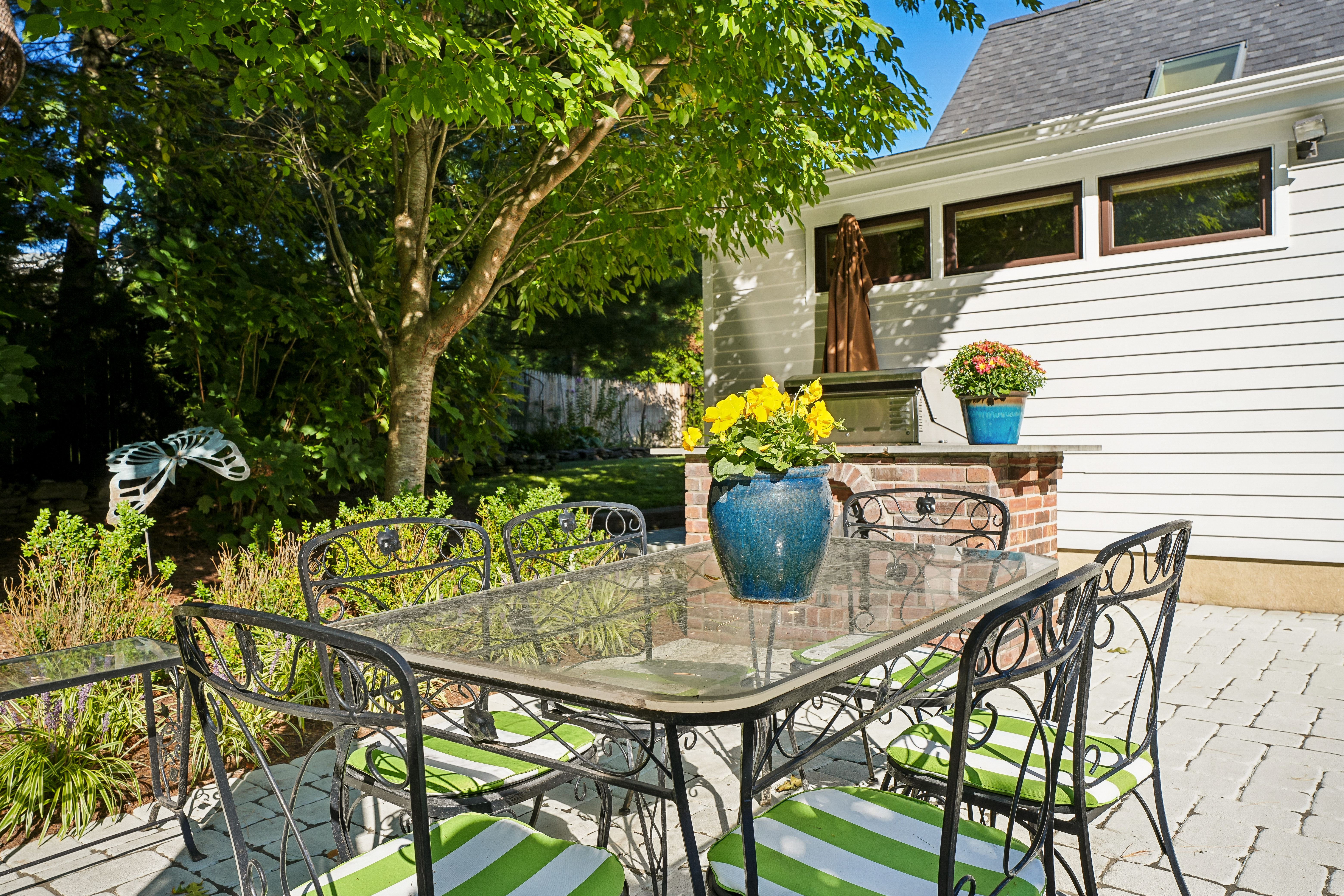 11 Meadowbrook Court 