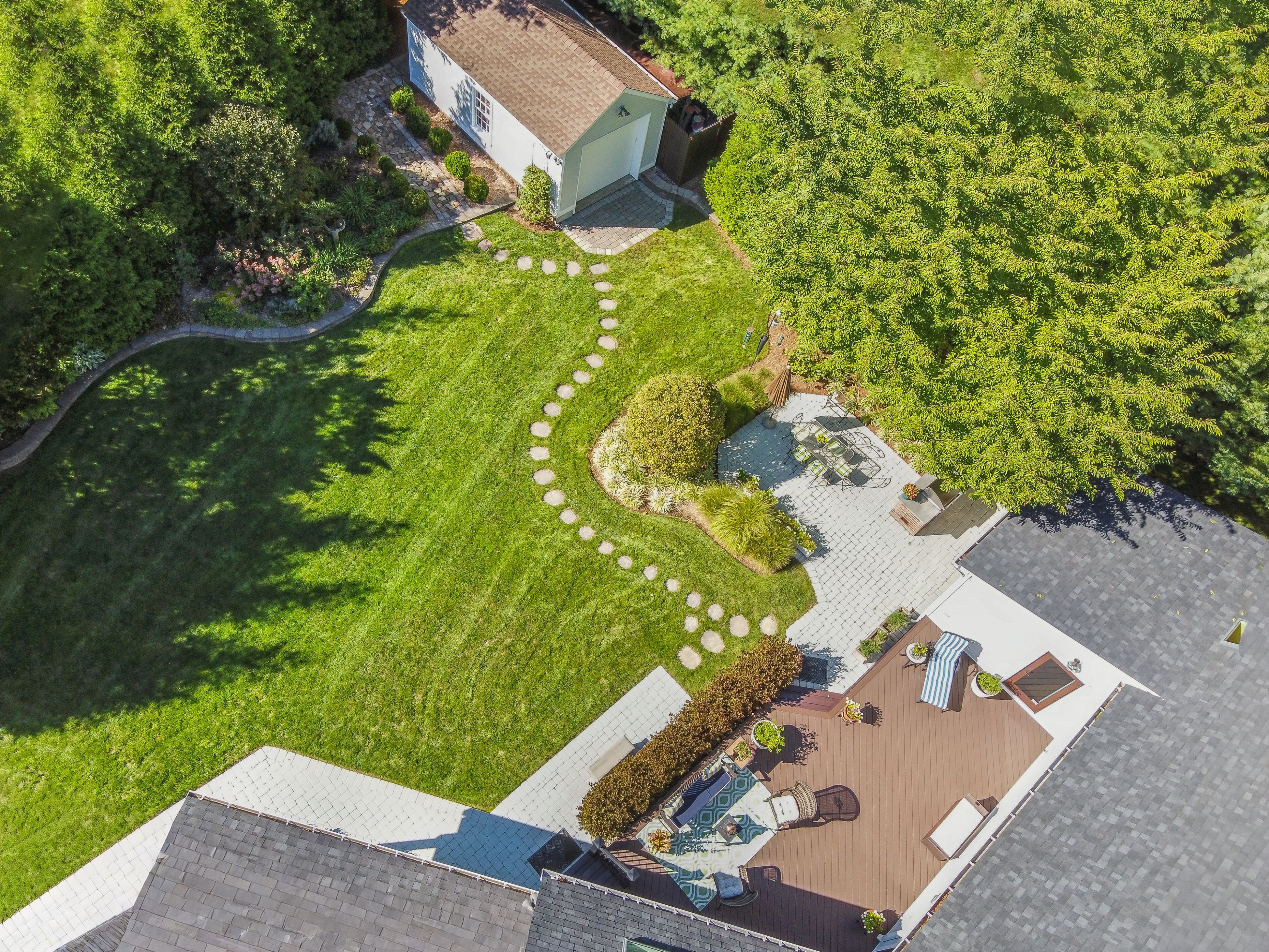 11 Meadowbrook Court 