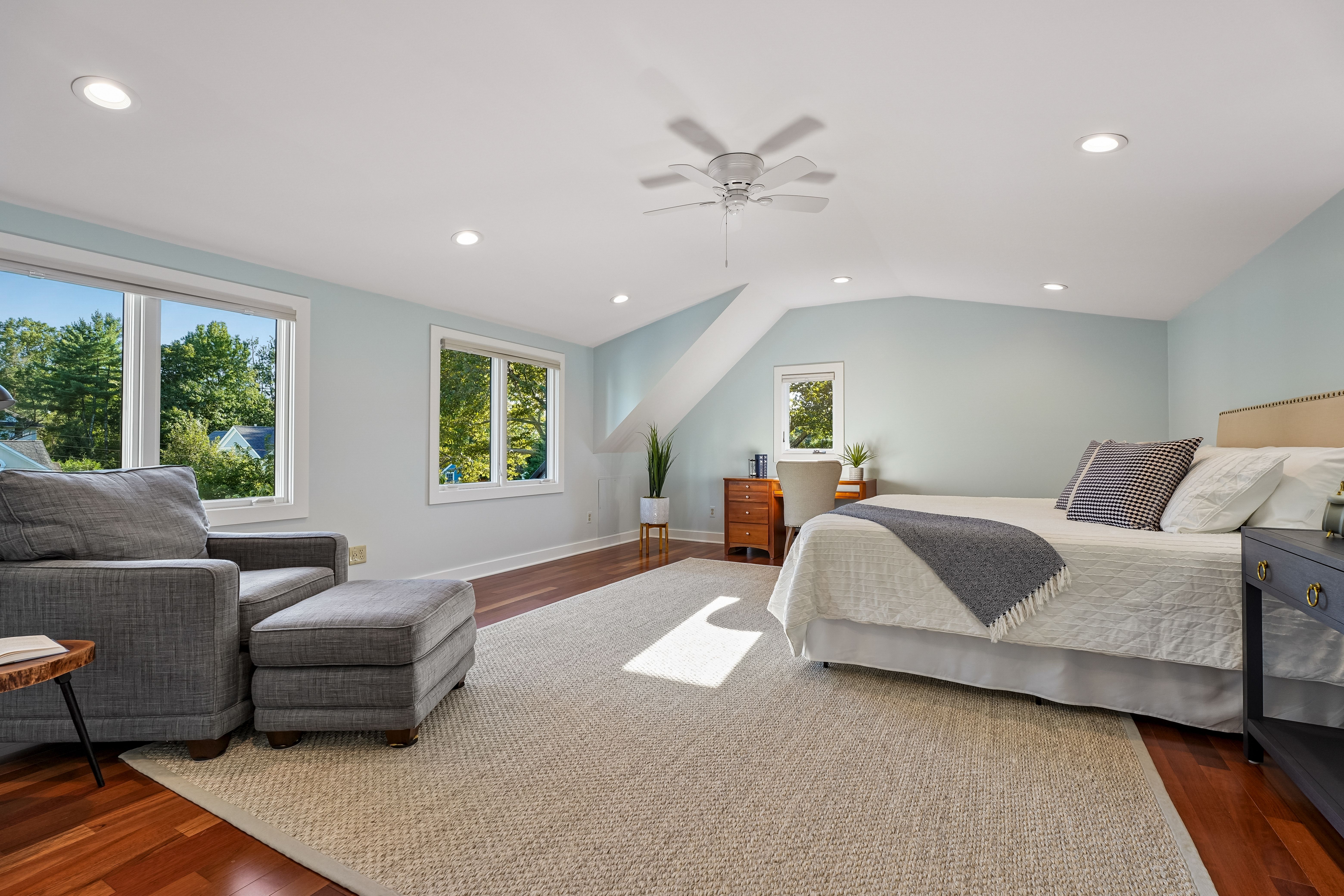 11 Meadowbrook Court 