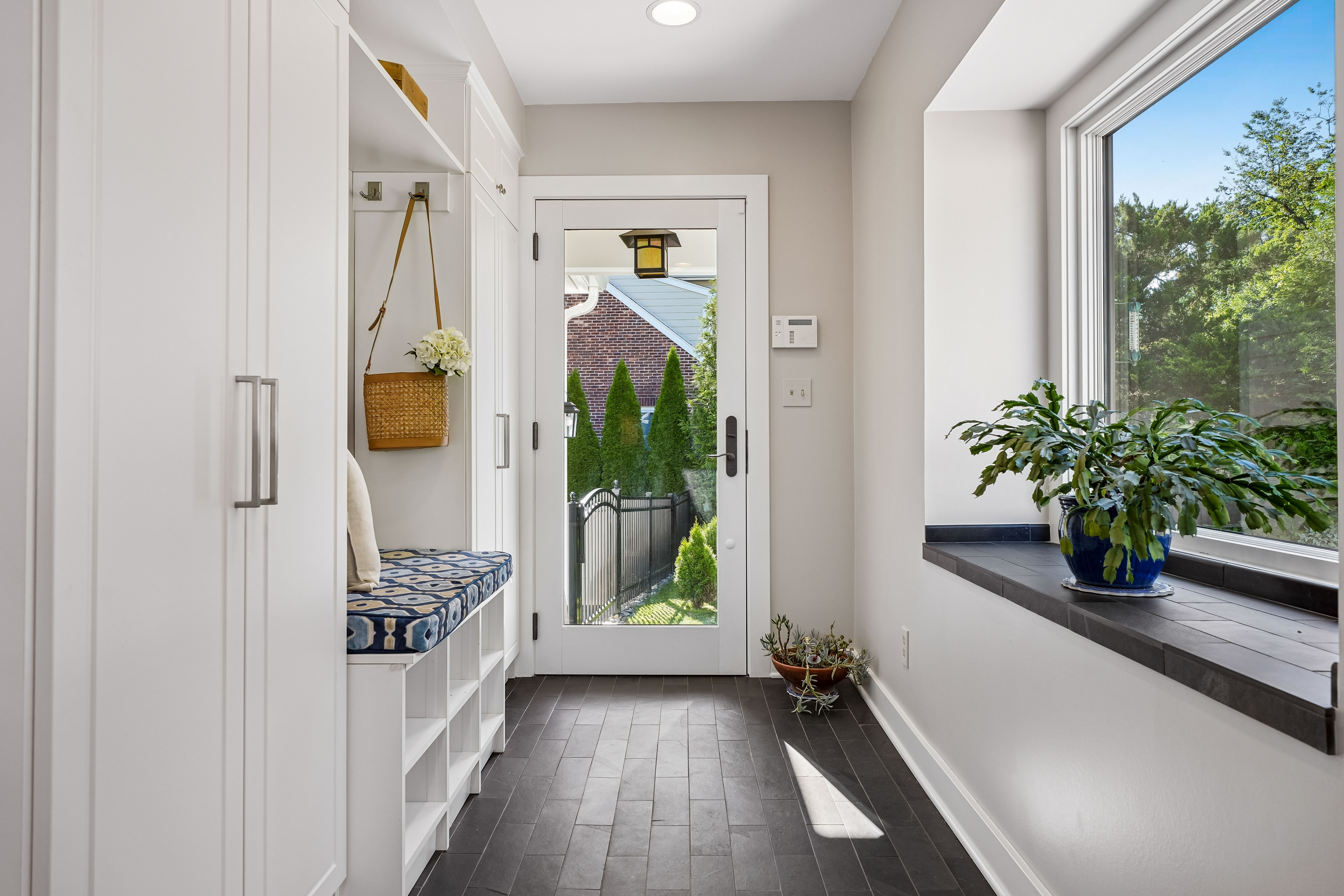 11 Meadowbrook Court 
