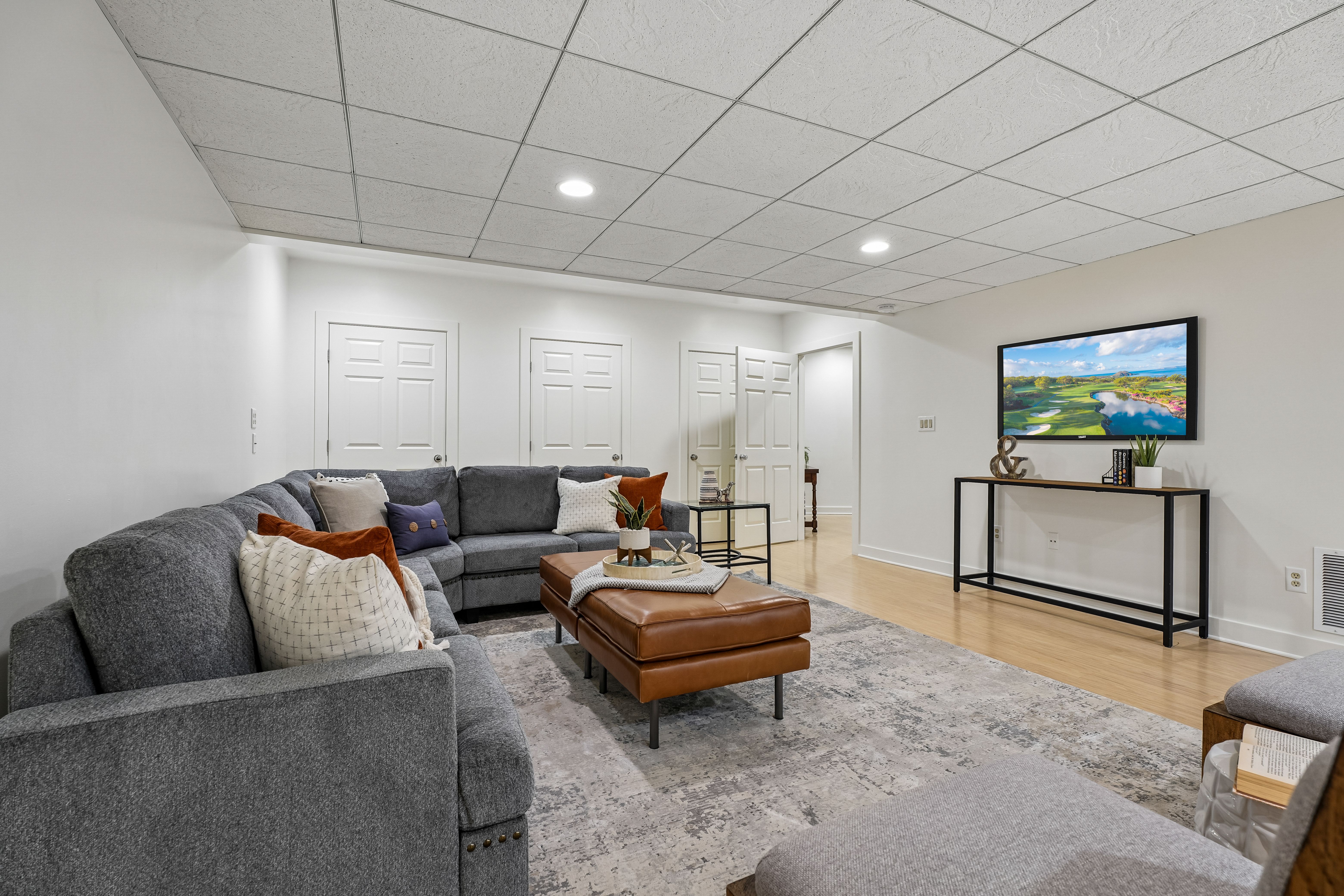 11 Meadowbrook Court 