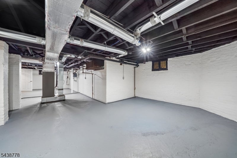 1001 Central Ave