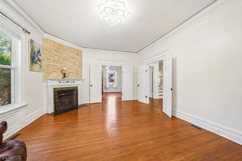 1001 Central Ave