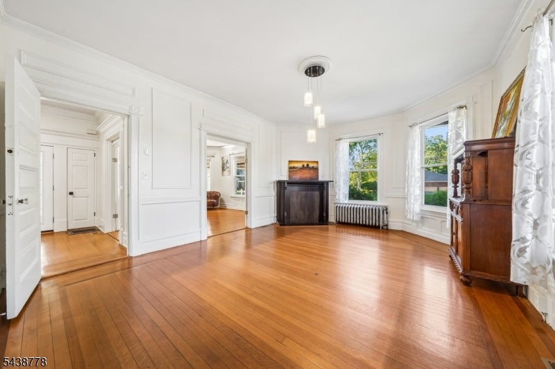 1001 Central Ave