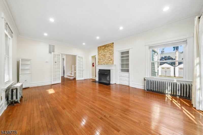 1001 Central Ave