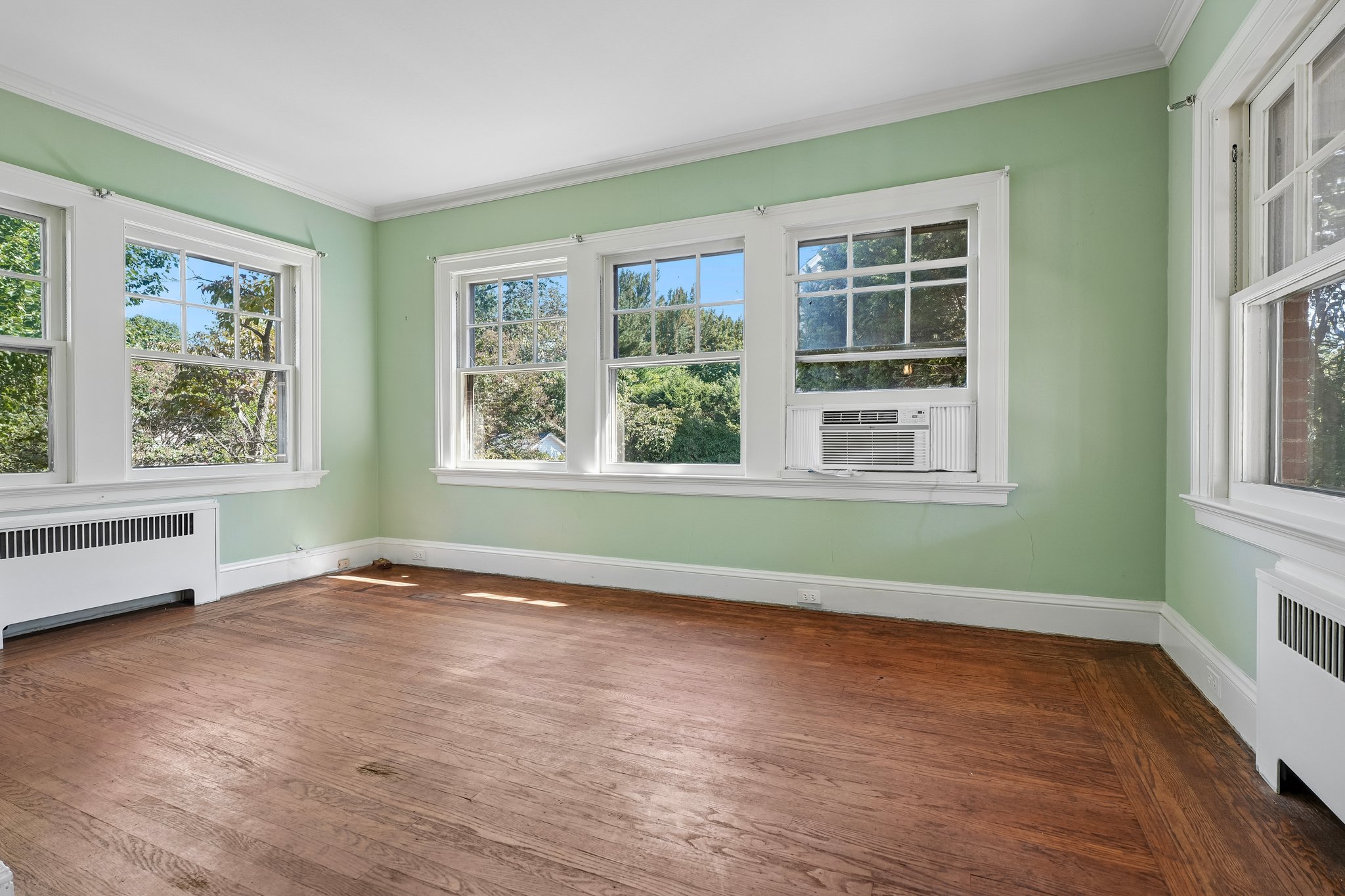 7 Tuxedo Road 