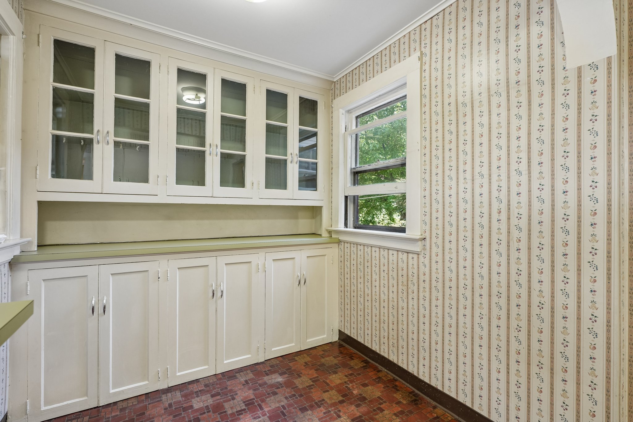 7 Tuxedo Road 
