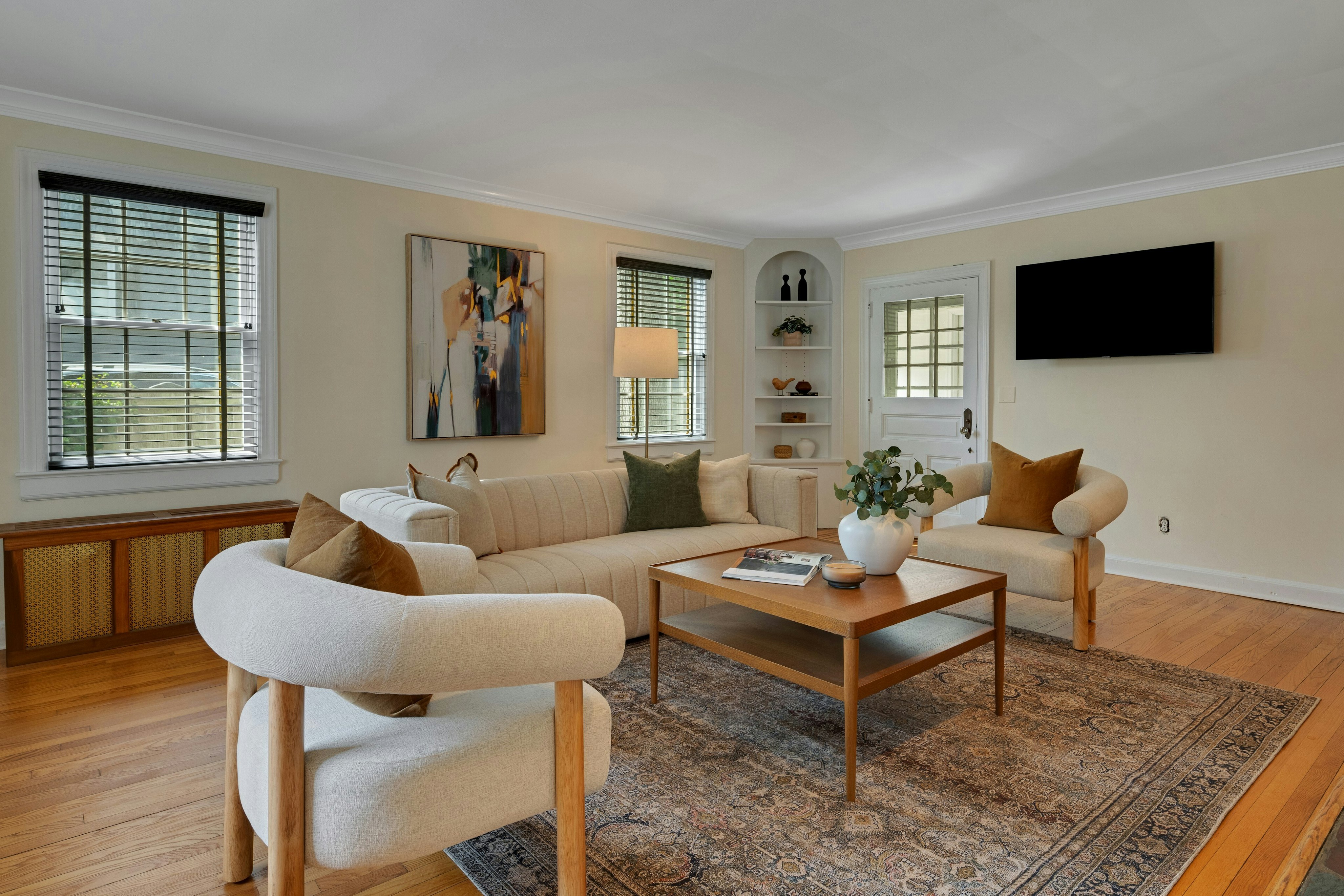 12 Hillside Avenue 