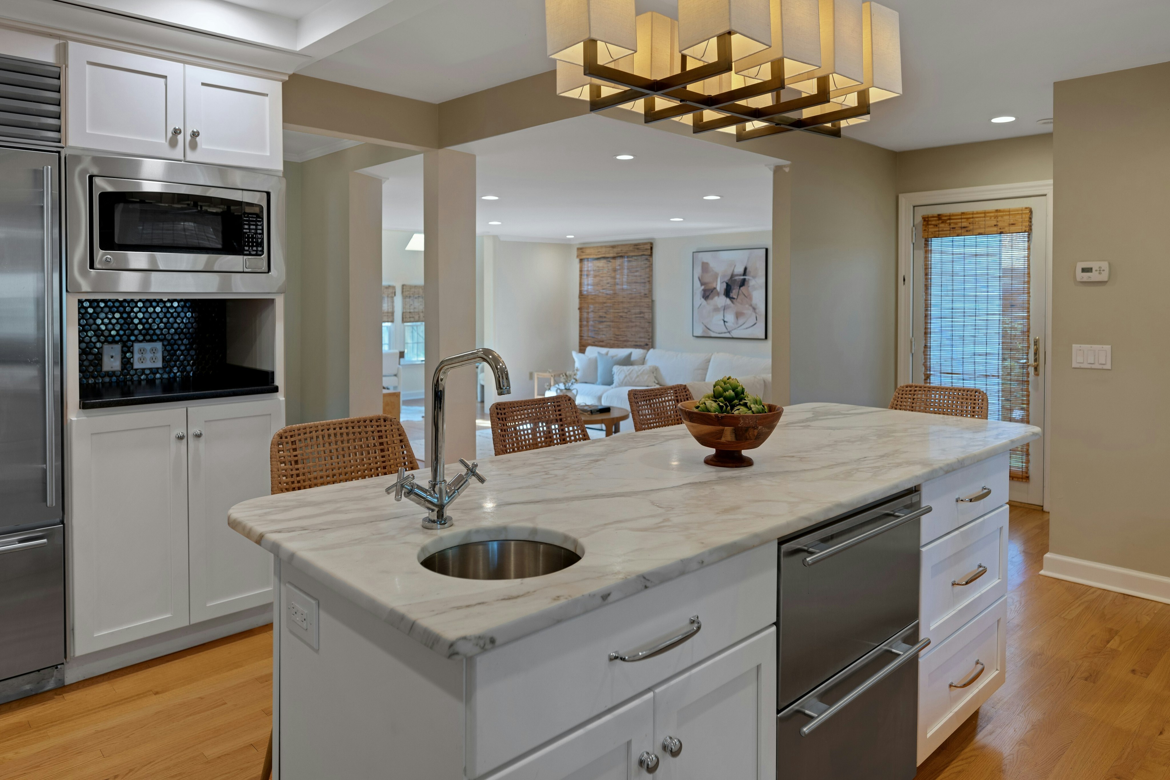12 Hillside Avenue 