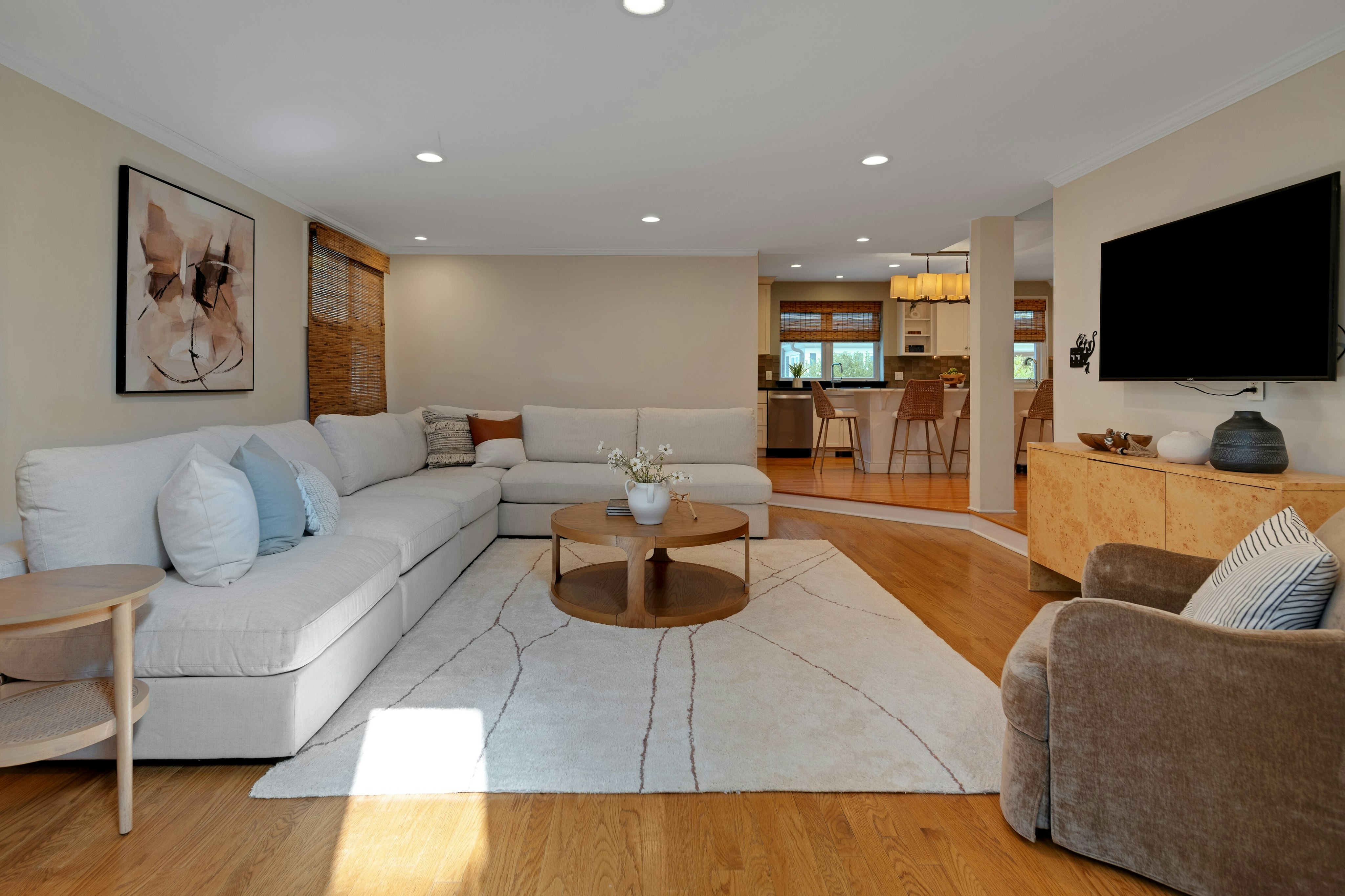 12 Hillside Avenue 
