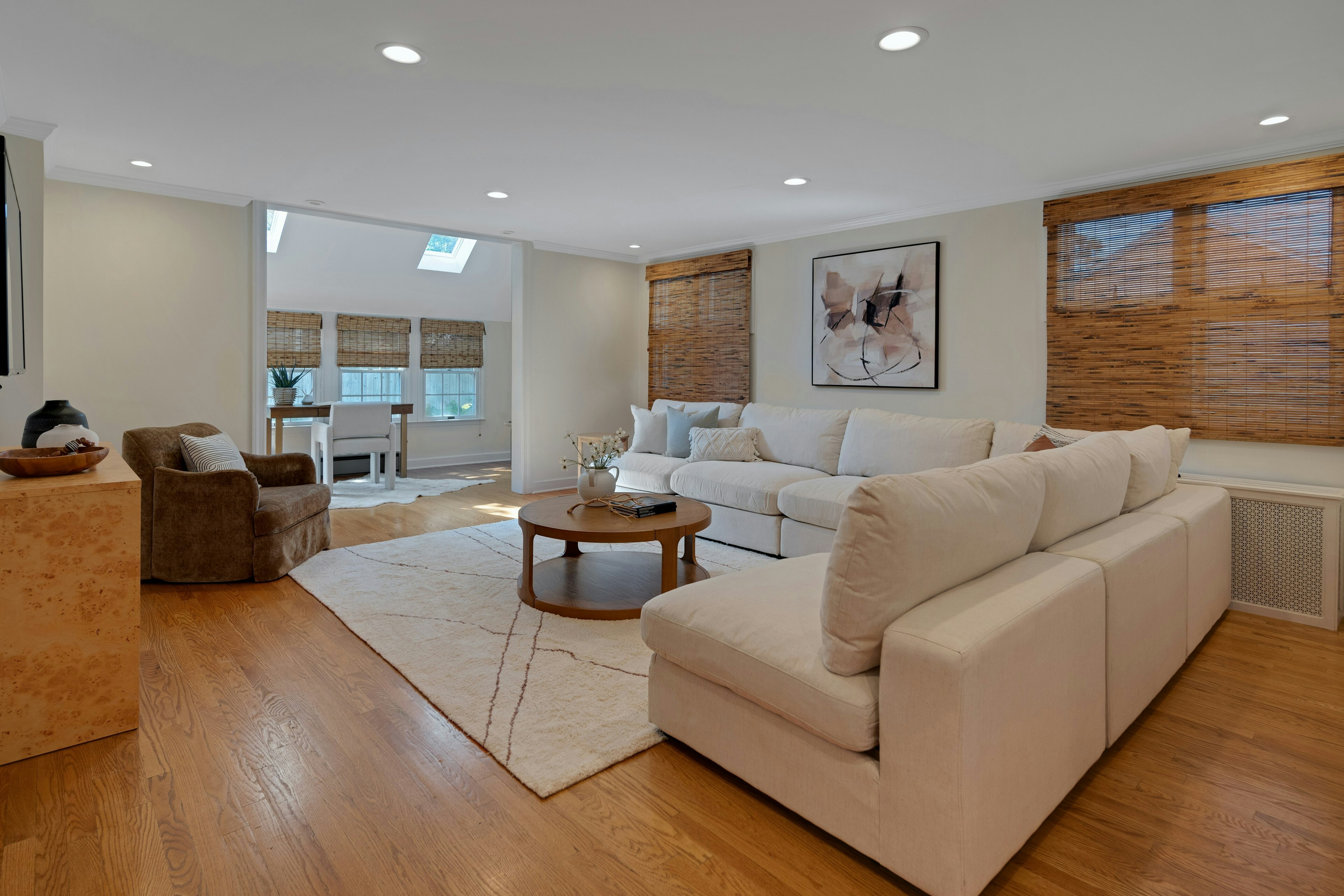 12 Hillside Avenue 
