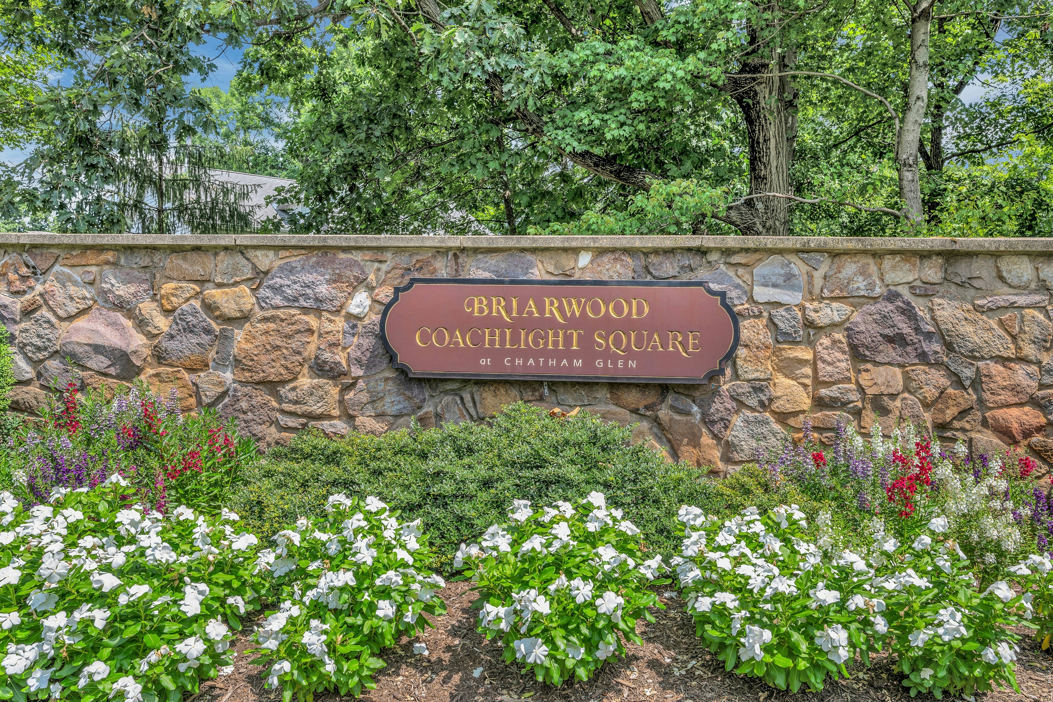 15F Kensington Road 