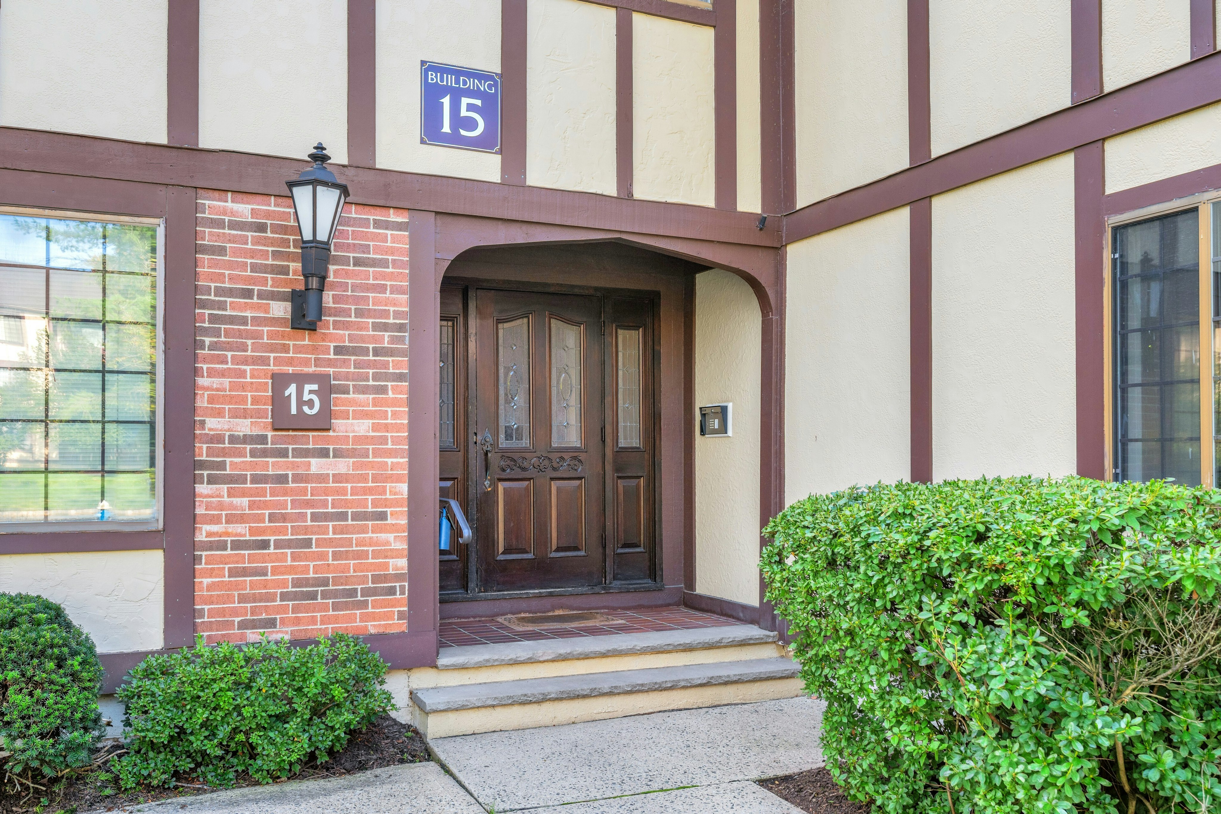 15F Kensington Road 