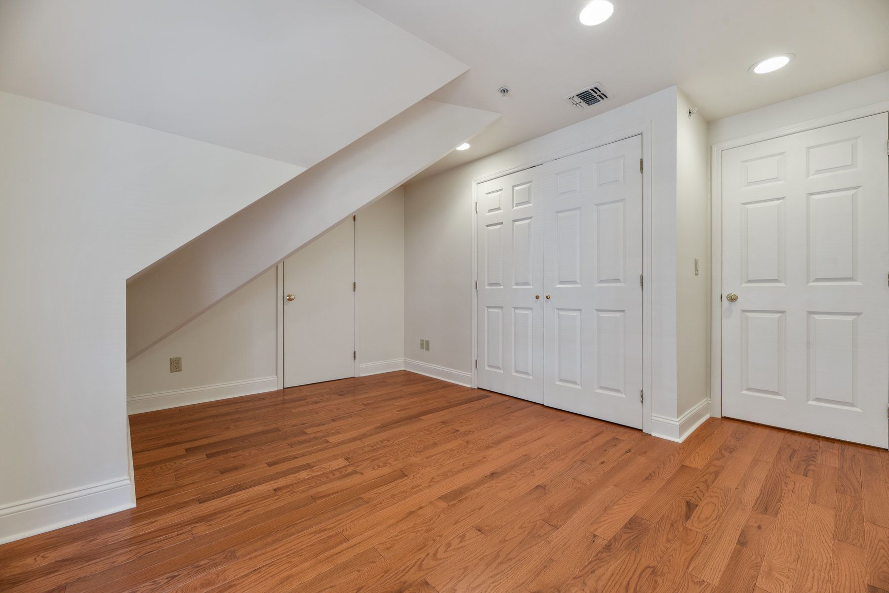 55 South Fullerton Avenue Unit A