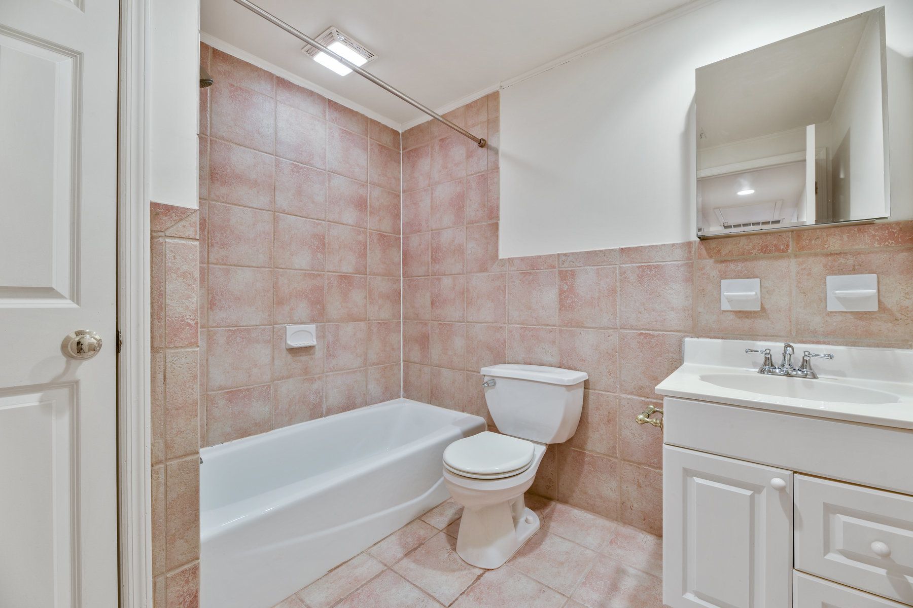55 South Fullerton Avenue Unit A