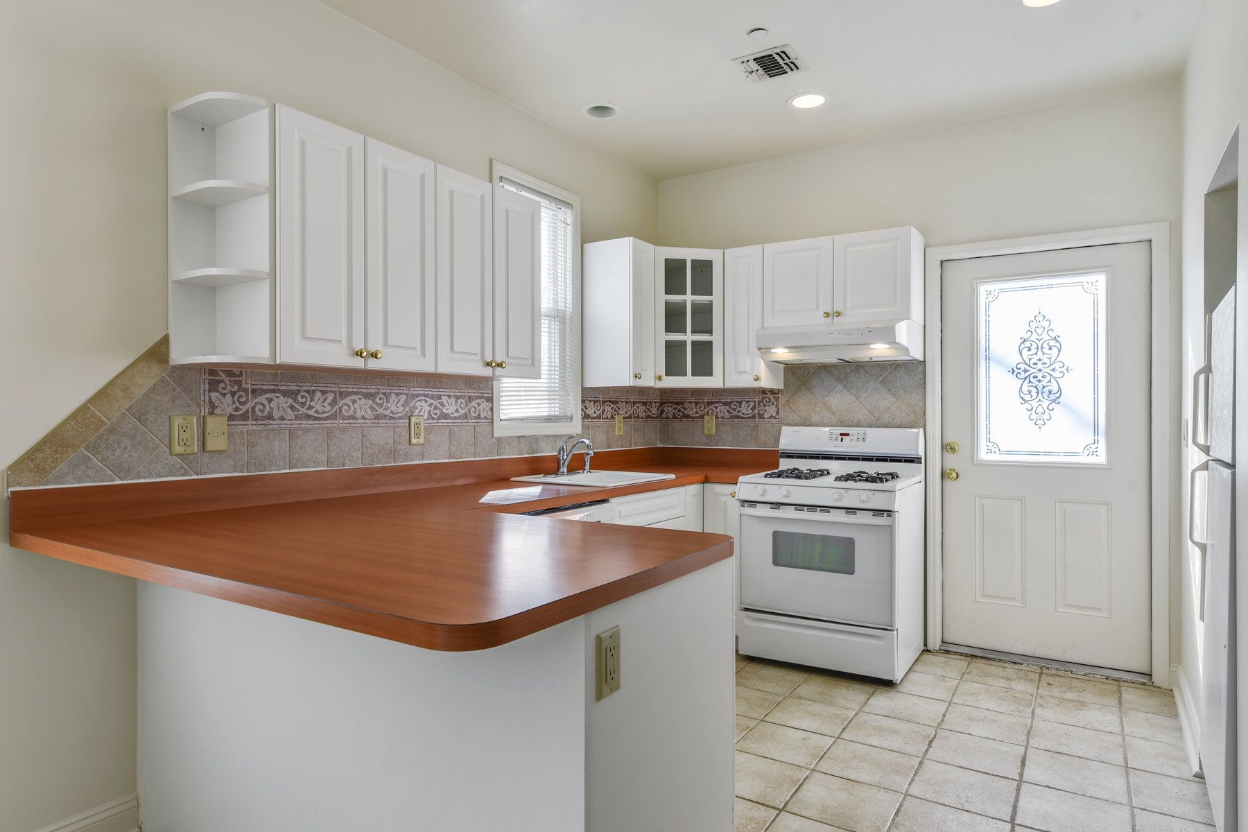 55 South Fullerton Avenue Unit A