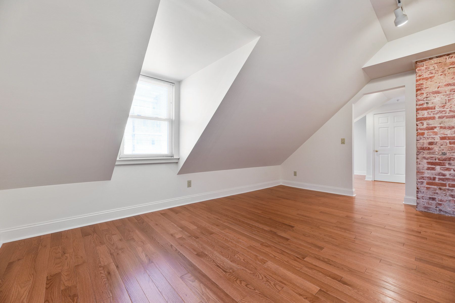55 South Fullerton Avenue Unit A