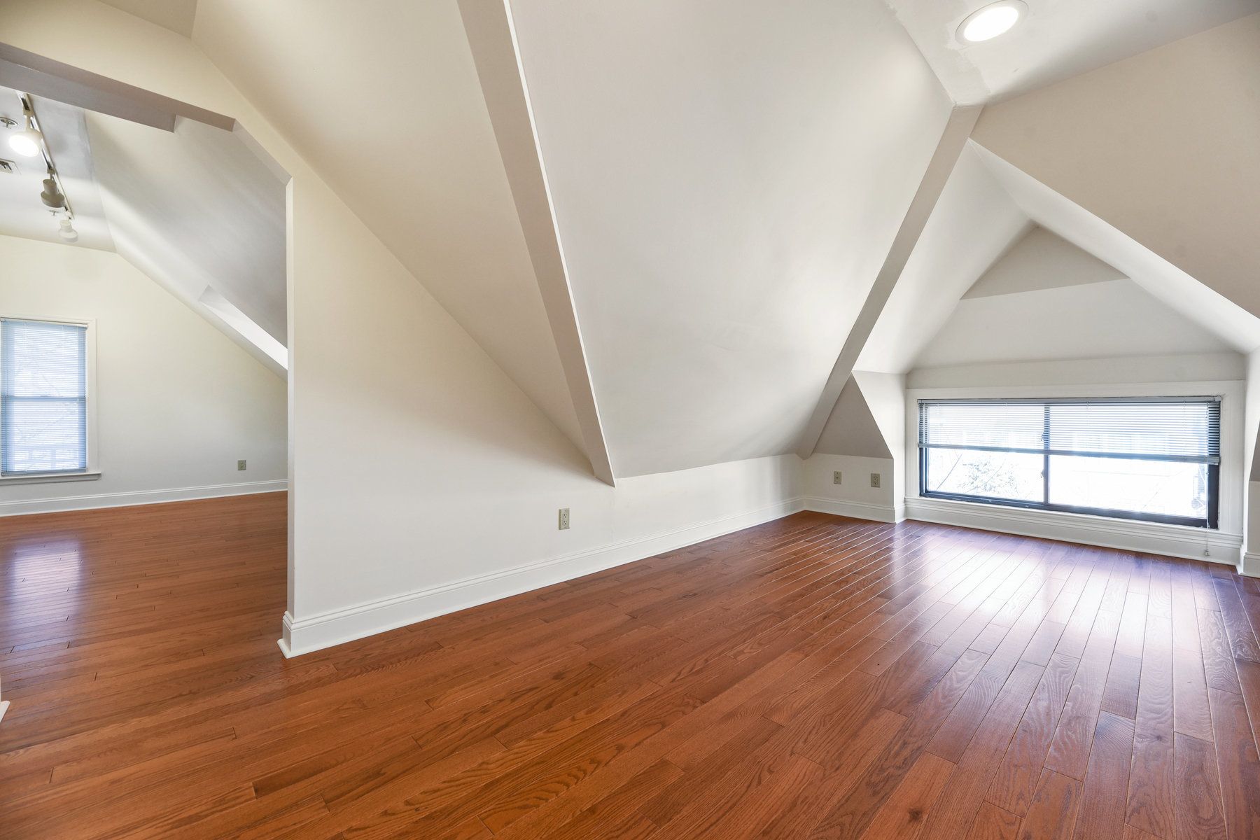 55 South Fullerton Avenue Unit A