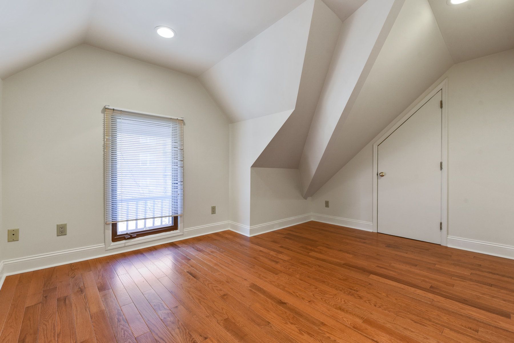 55 South Fullerton Avenue Unit A