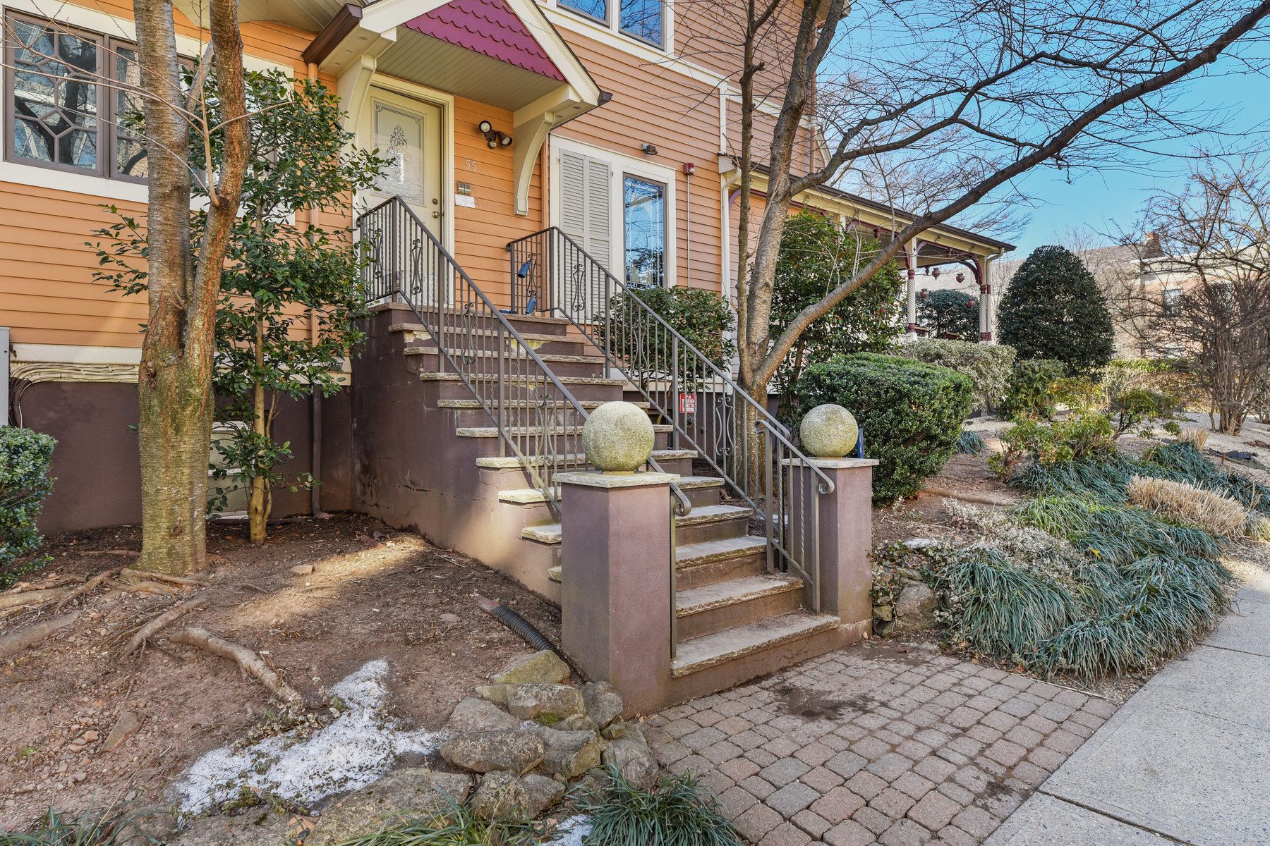 55 South Fullerton Avenue Unit A