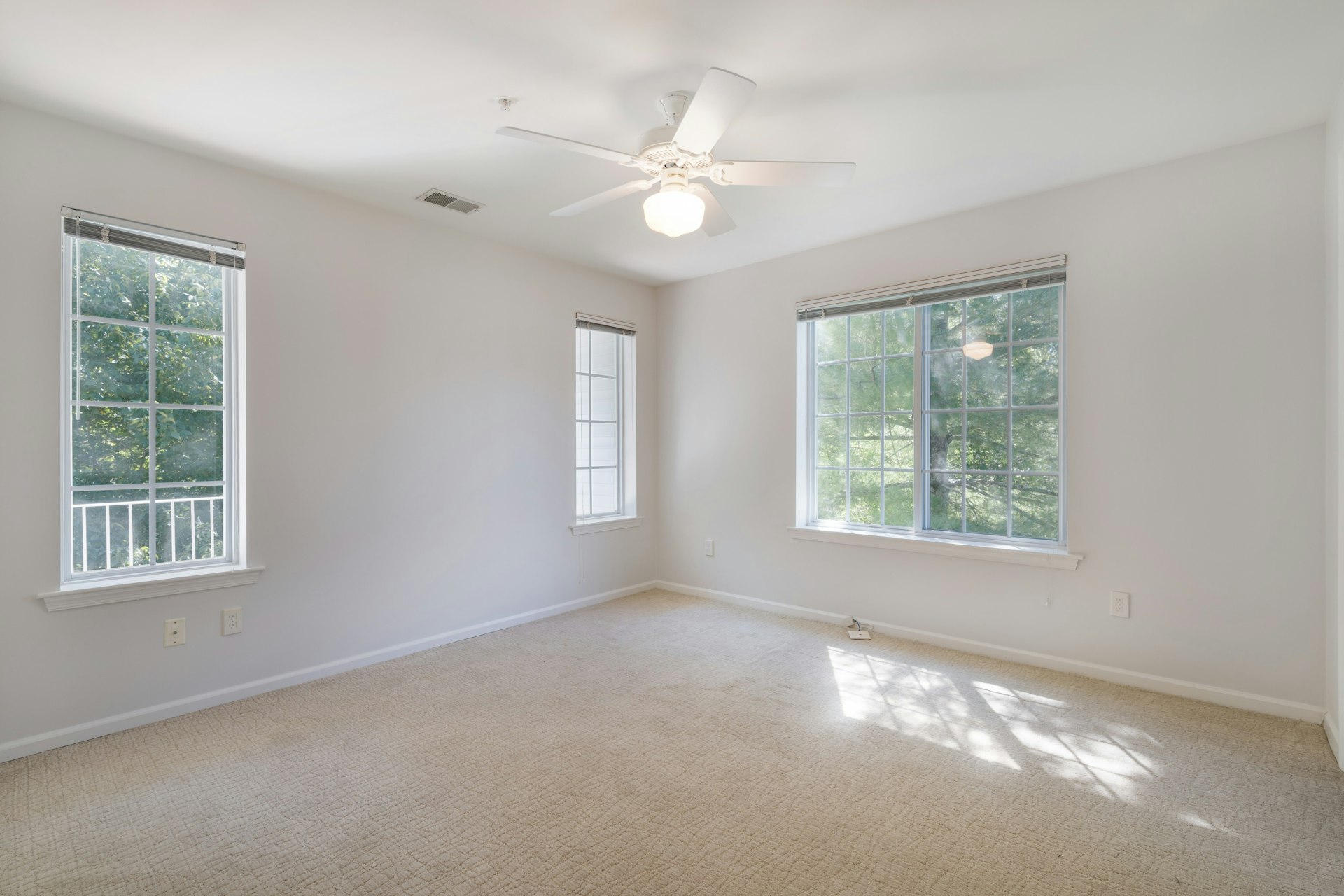 203 Riveredge Drive 