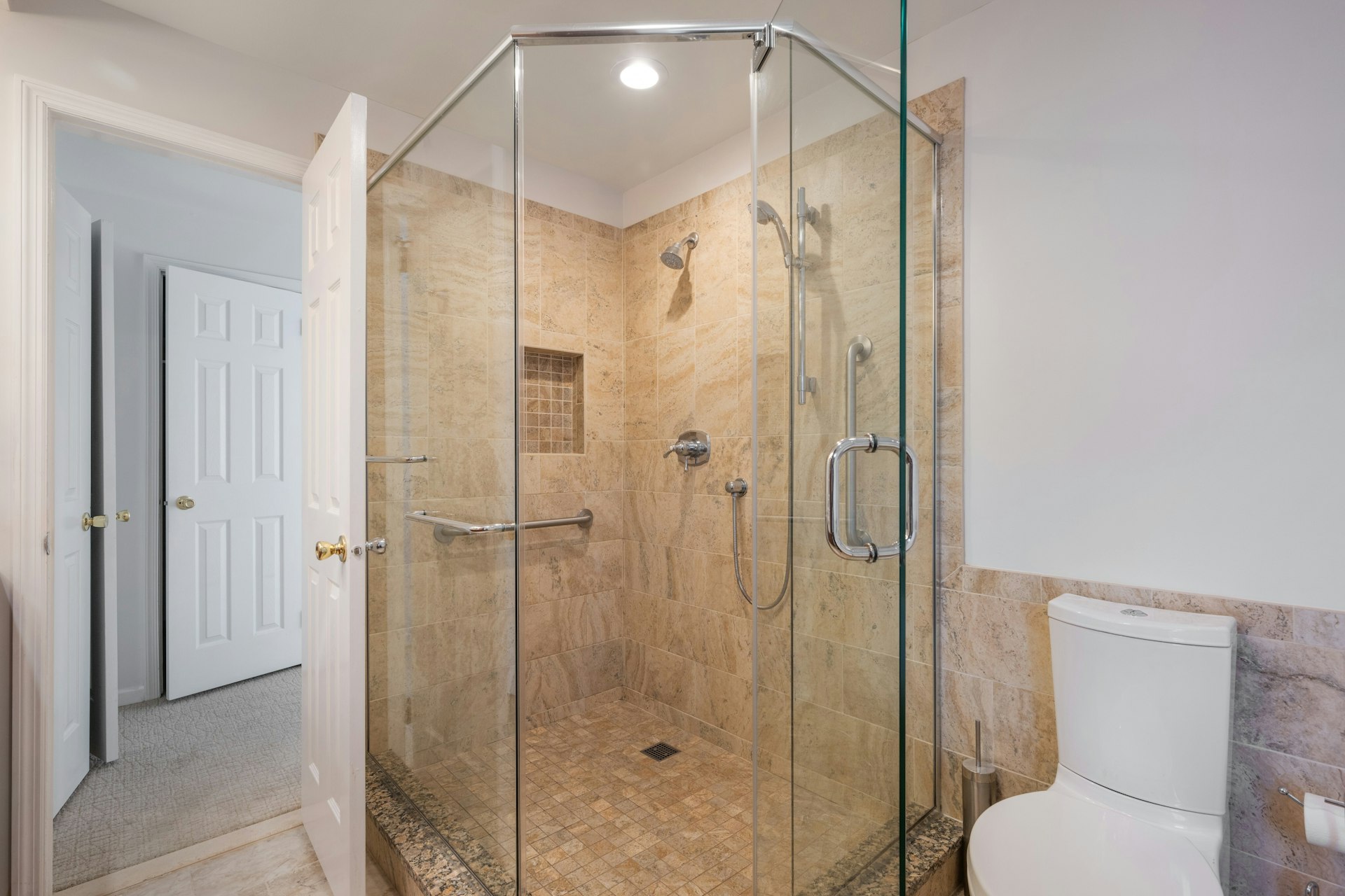 203 Riveredge Drive 