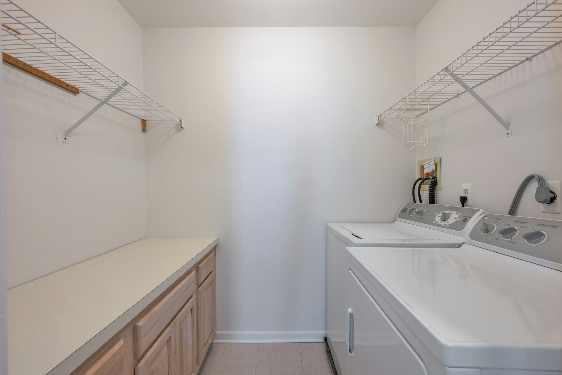 203 Riveredge Drive 