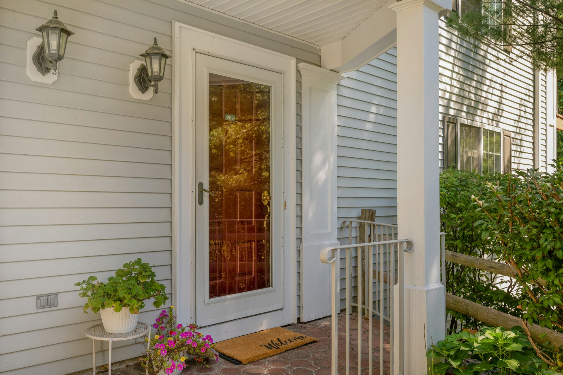 203 Riveredge Drive 