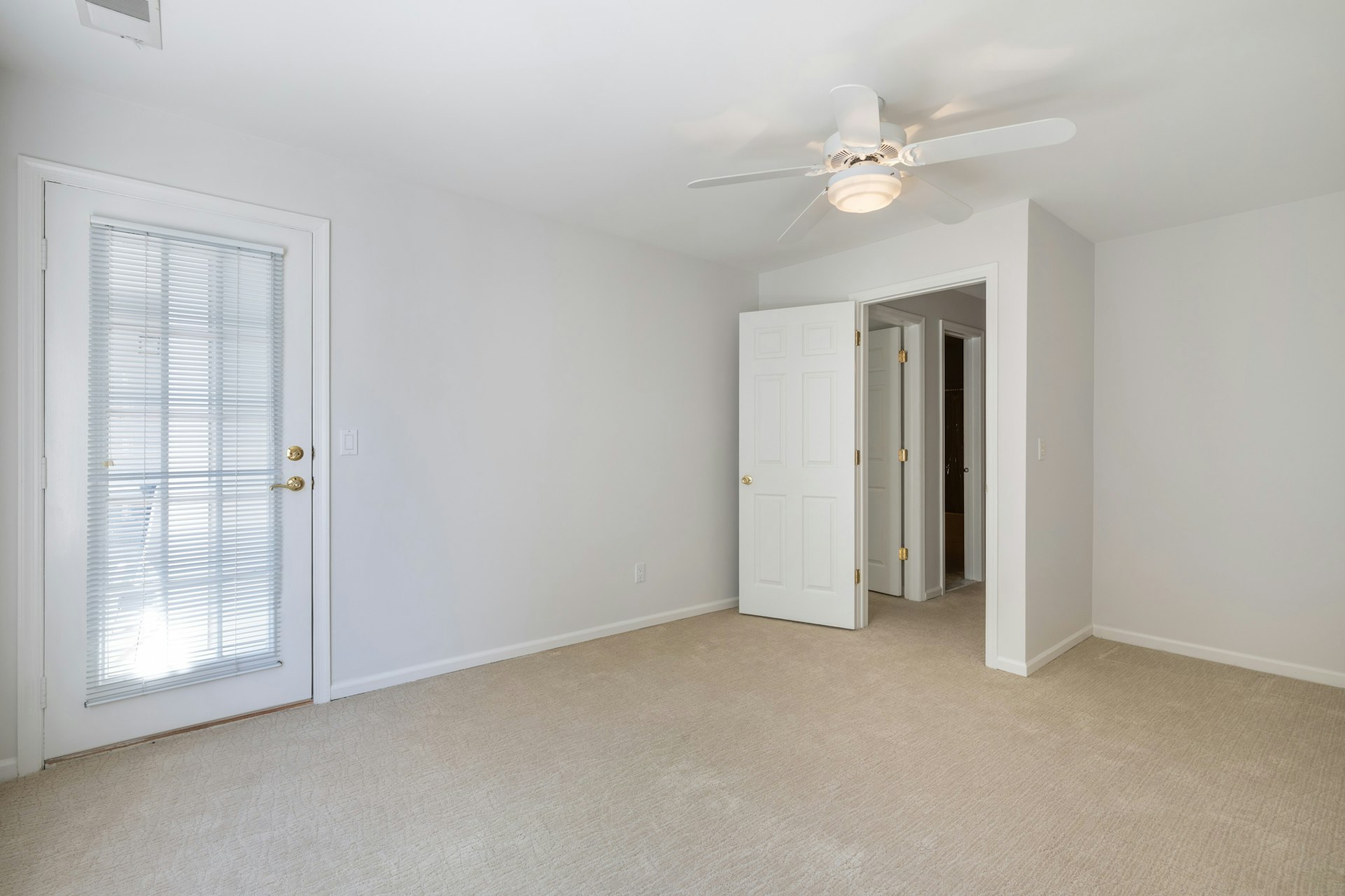 203 Riveredge Drive 