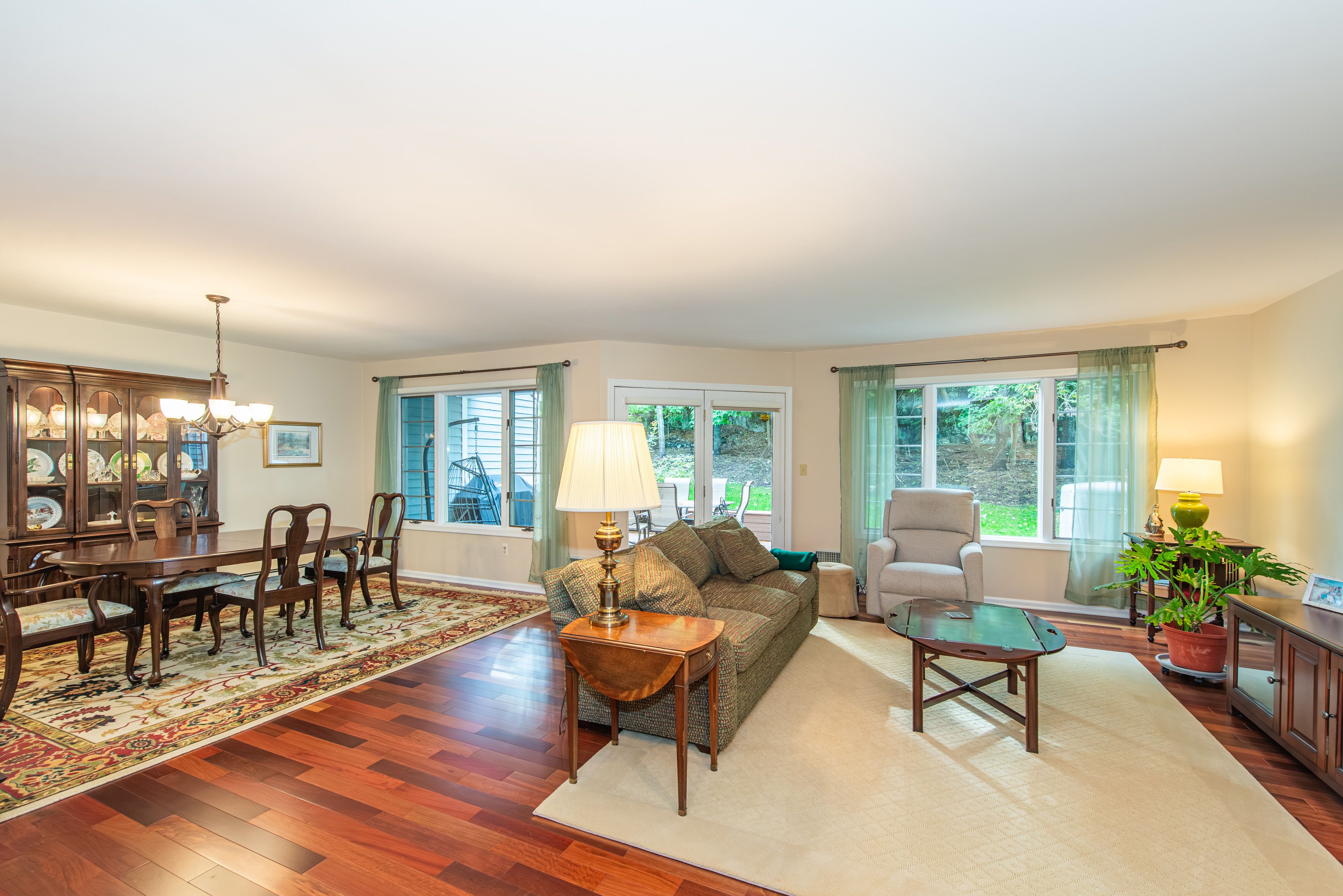 115 Ridge Drive 