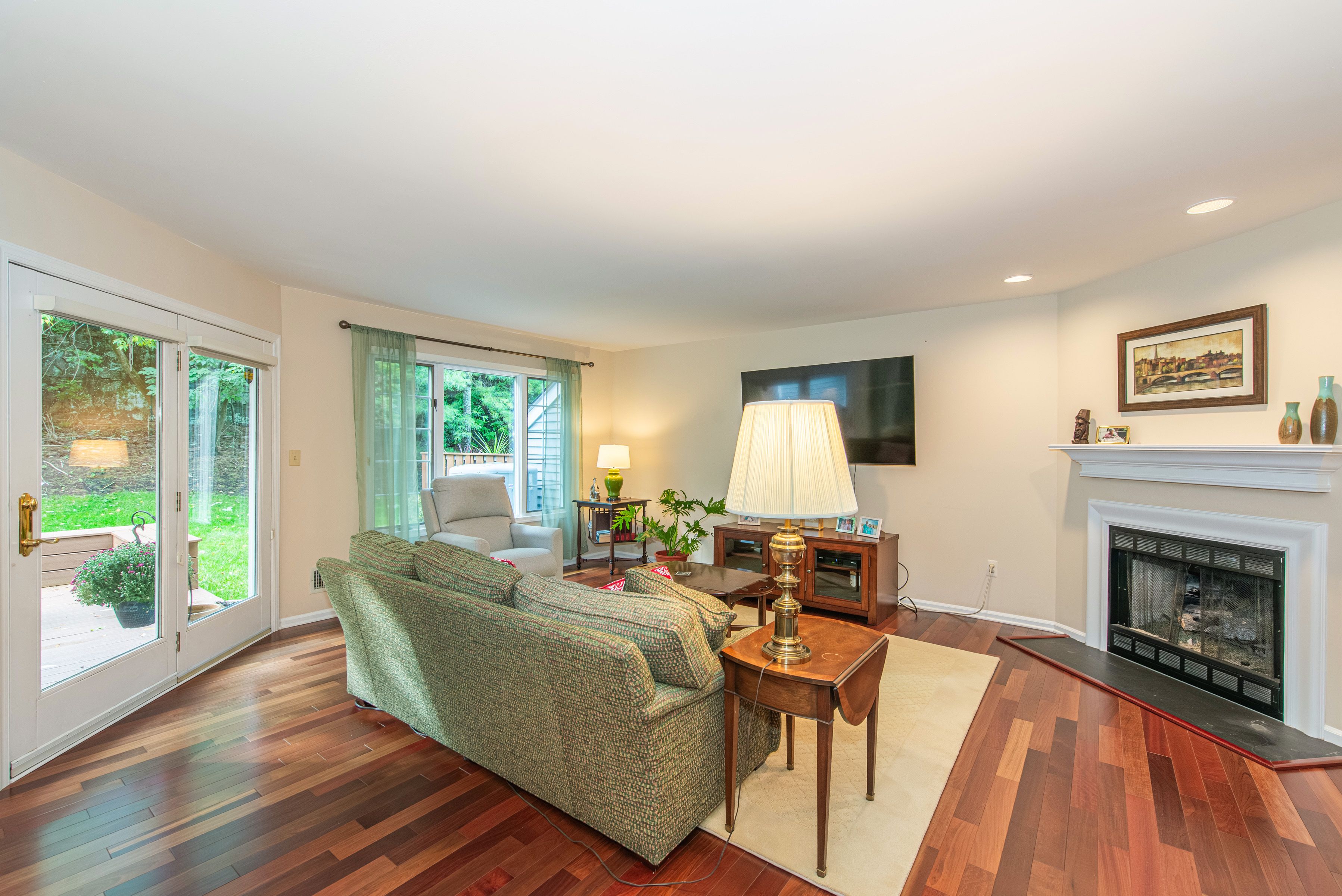 115 Ridge Drive 