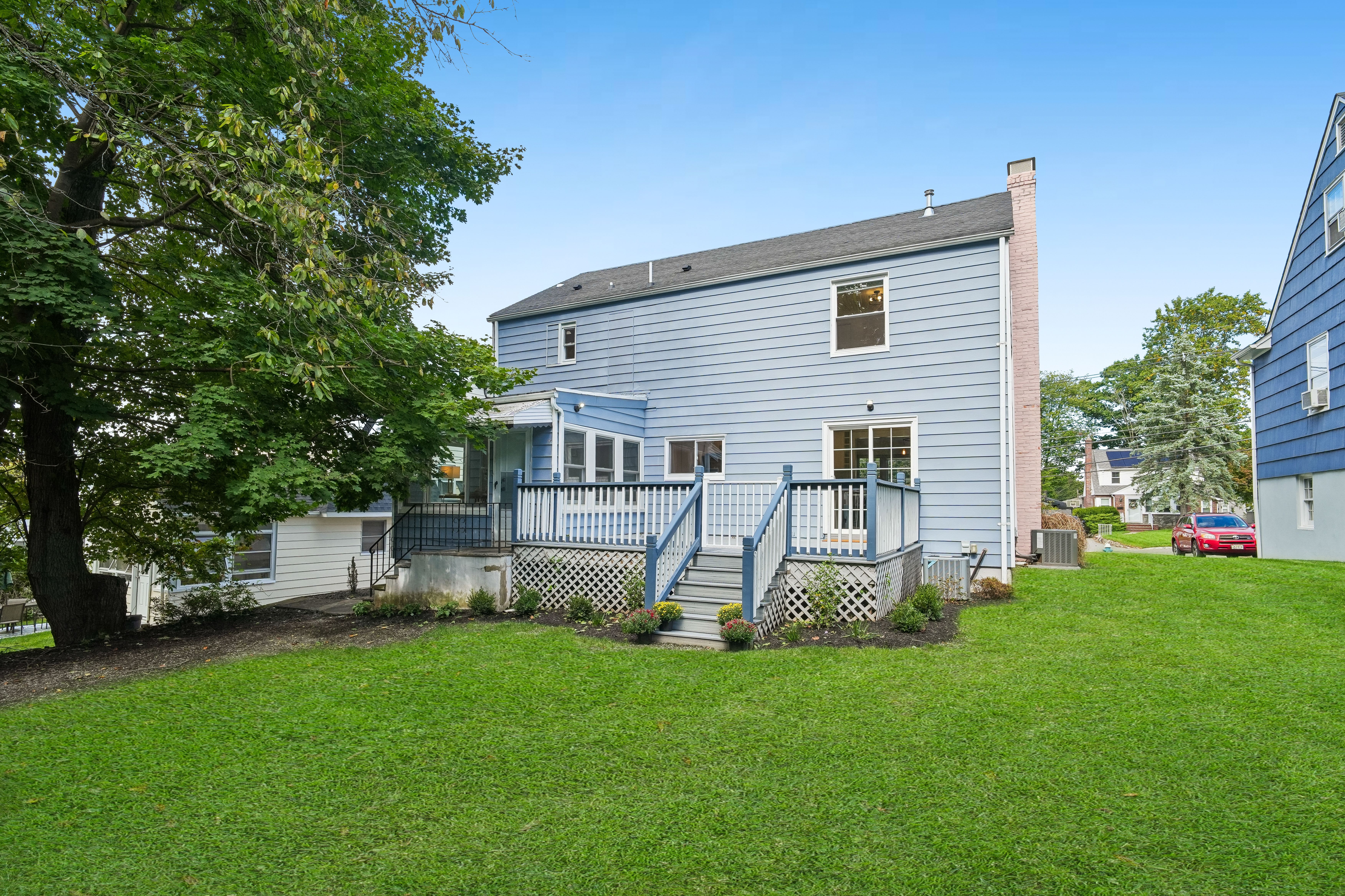 18 Crystal Avenue 