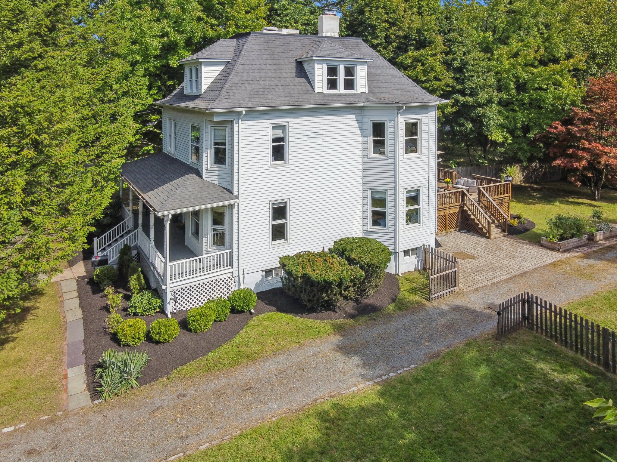 439 Grove Street 