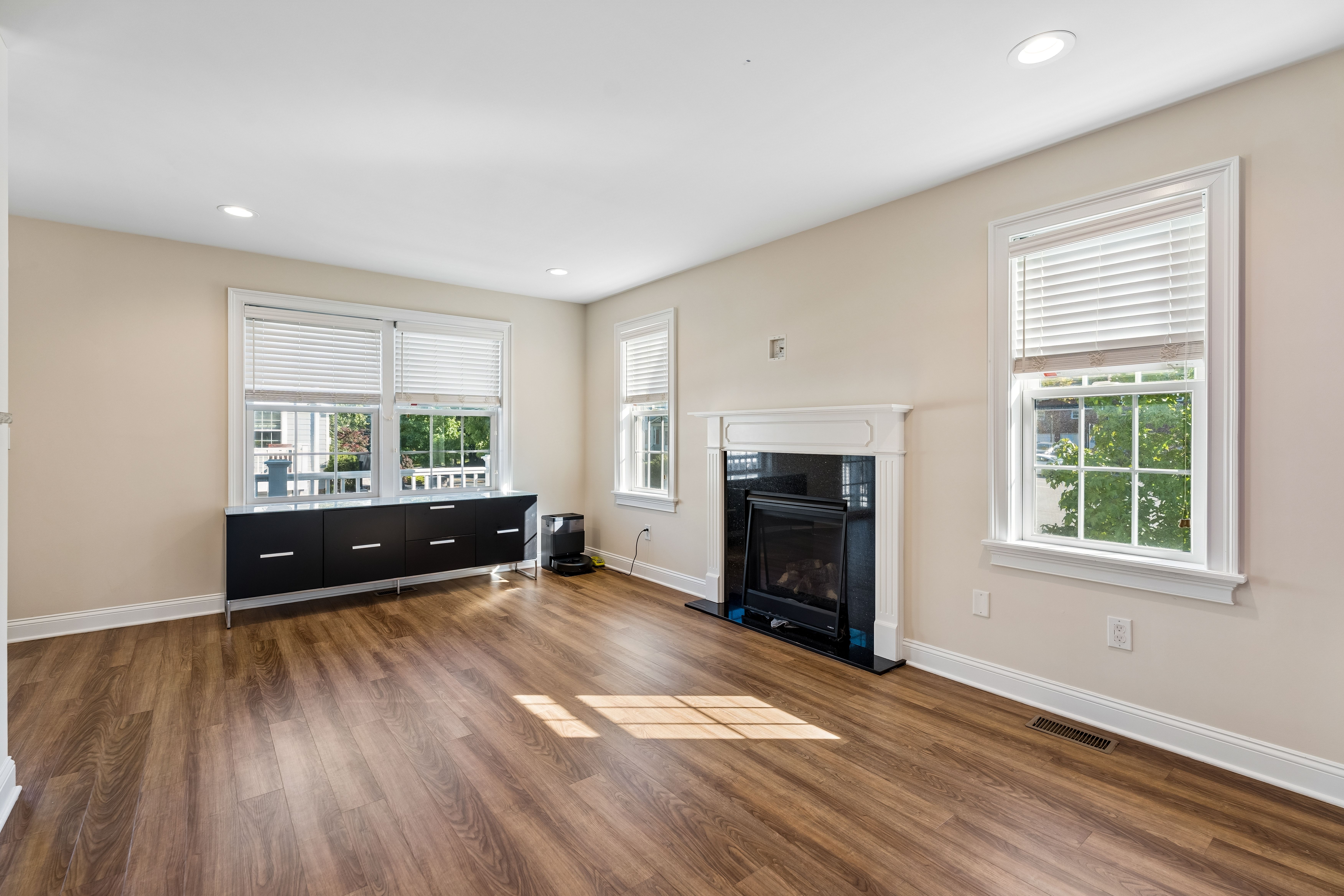 785 Springfield Avenue Unit 4