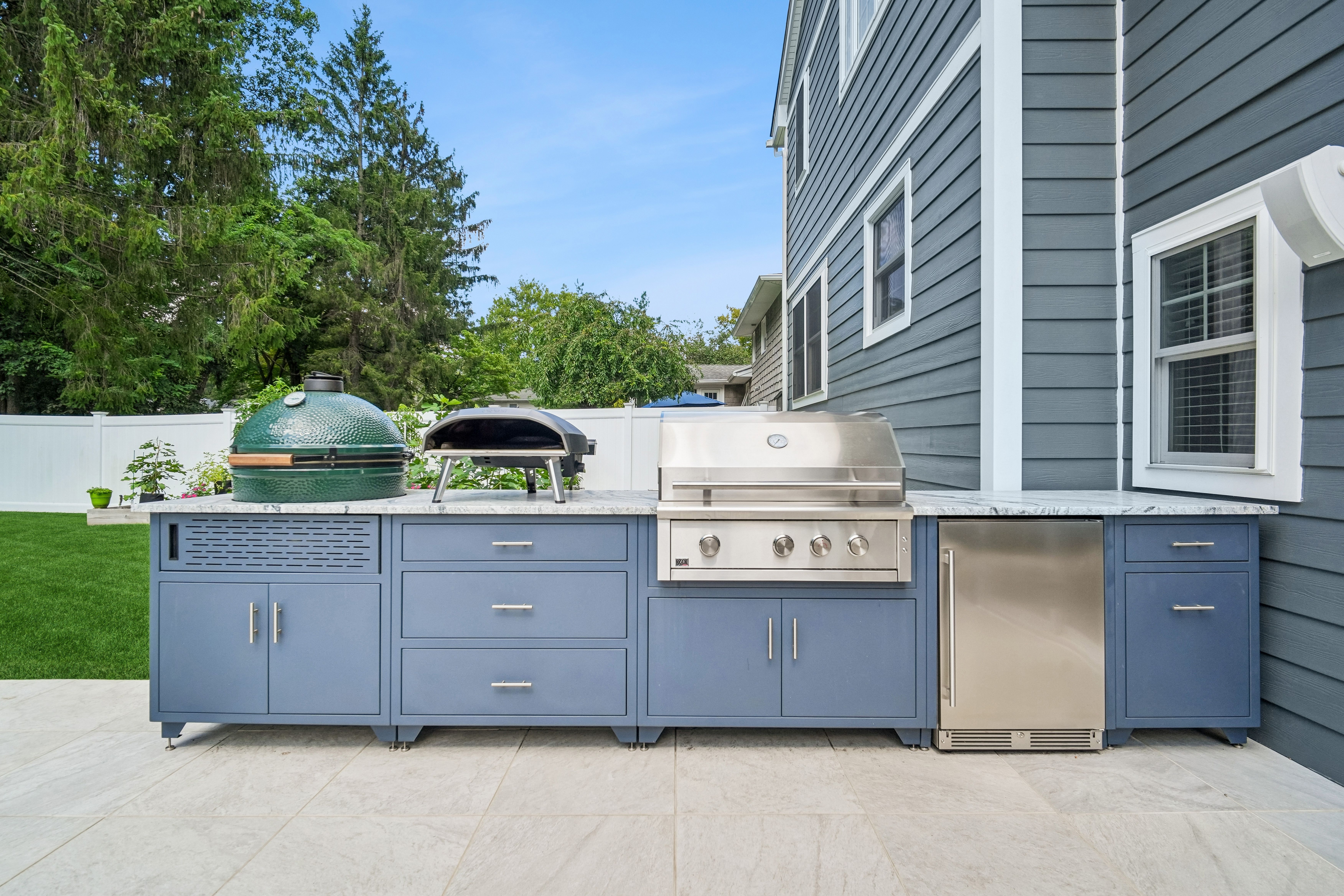 25 Ascot Way 