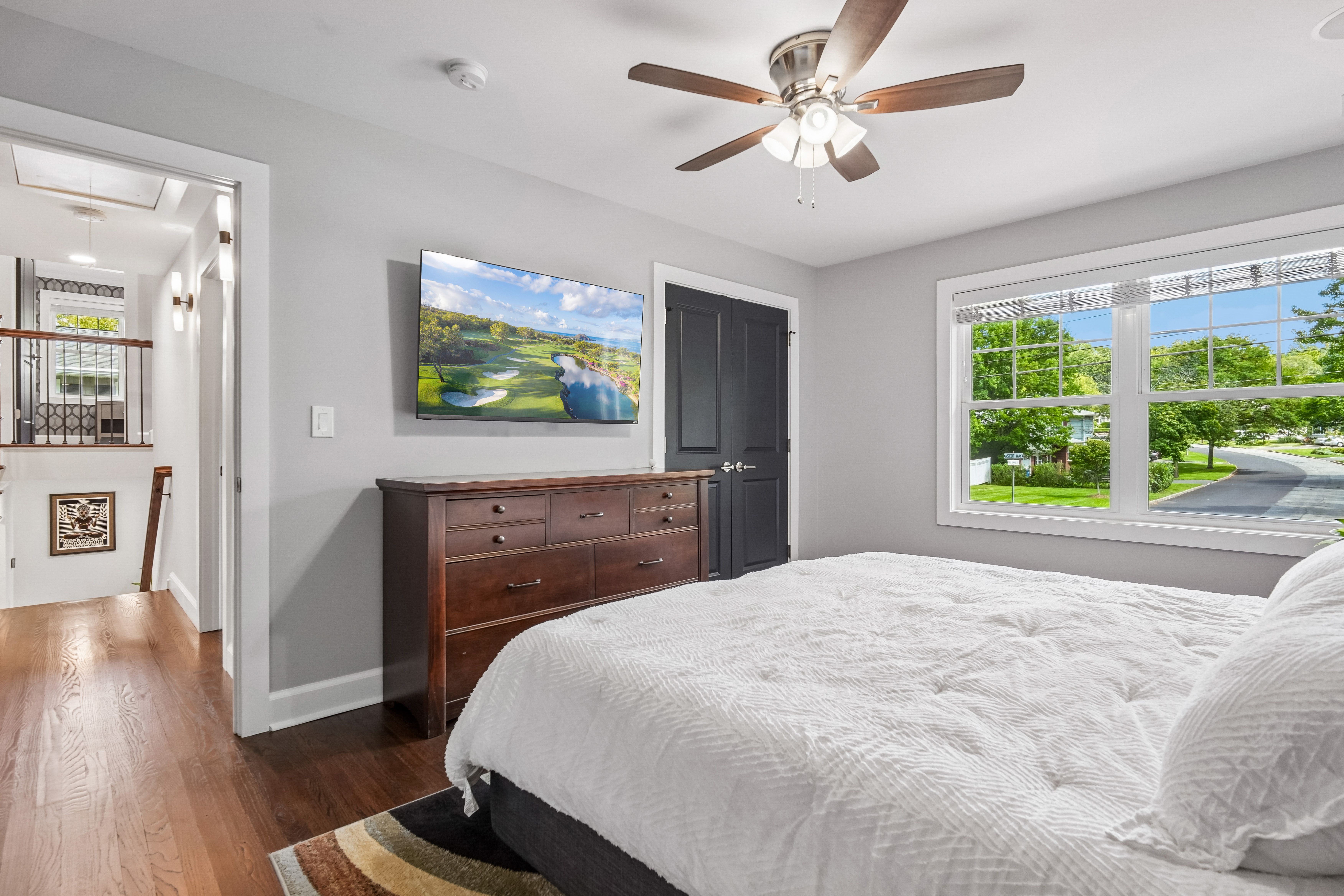 25 Ascot Way 