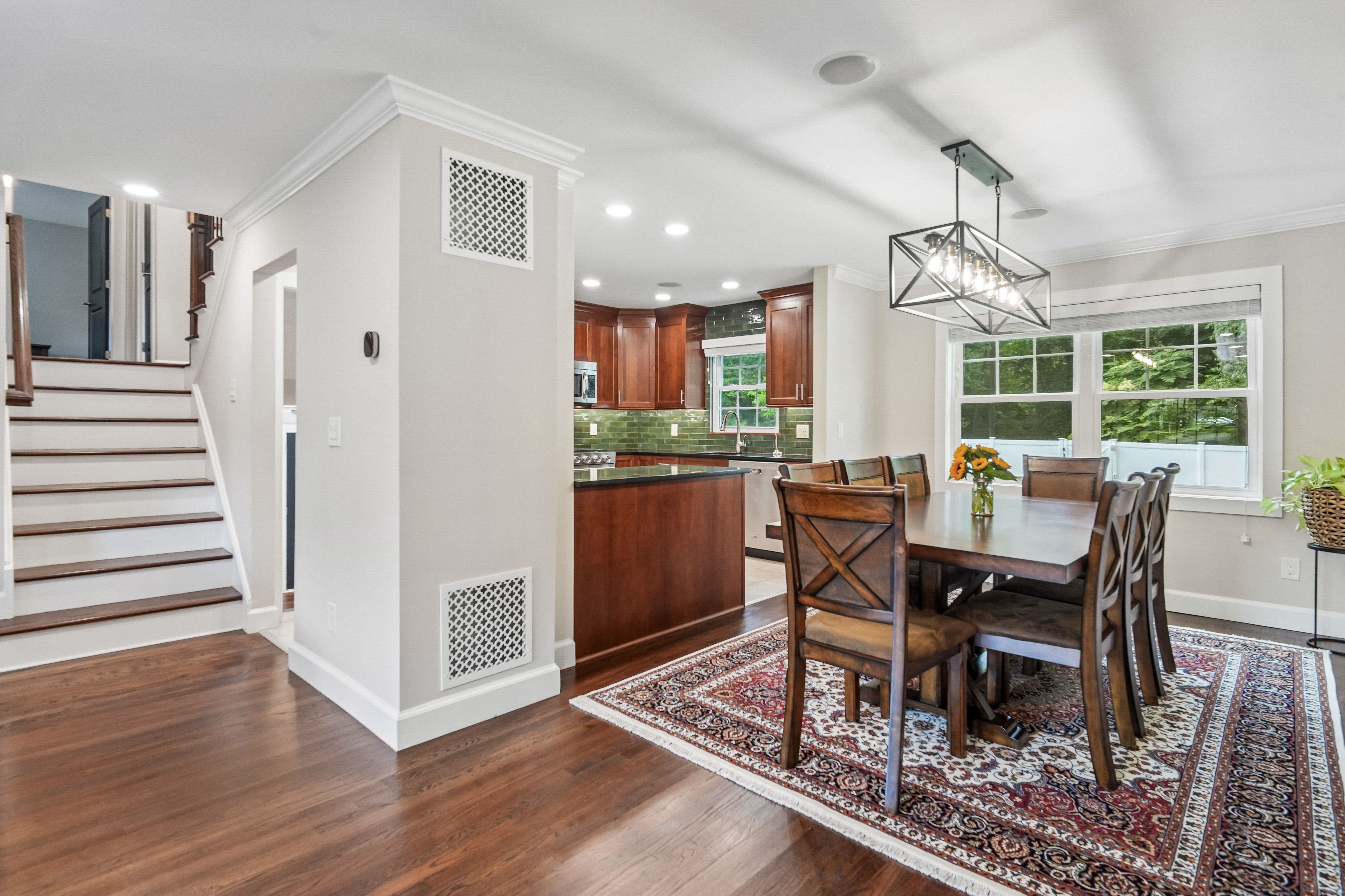 25 Ascot Way 
