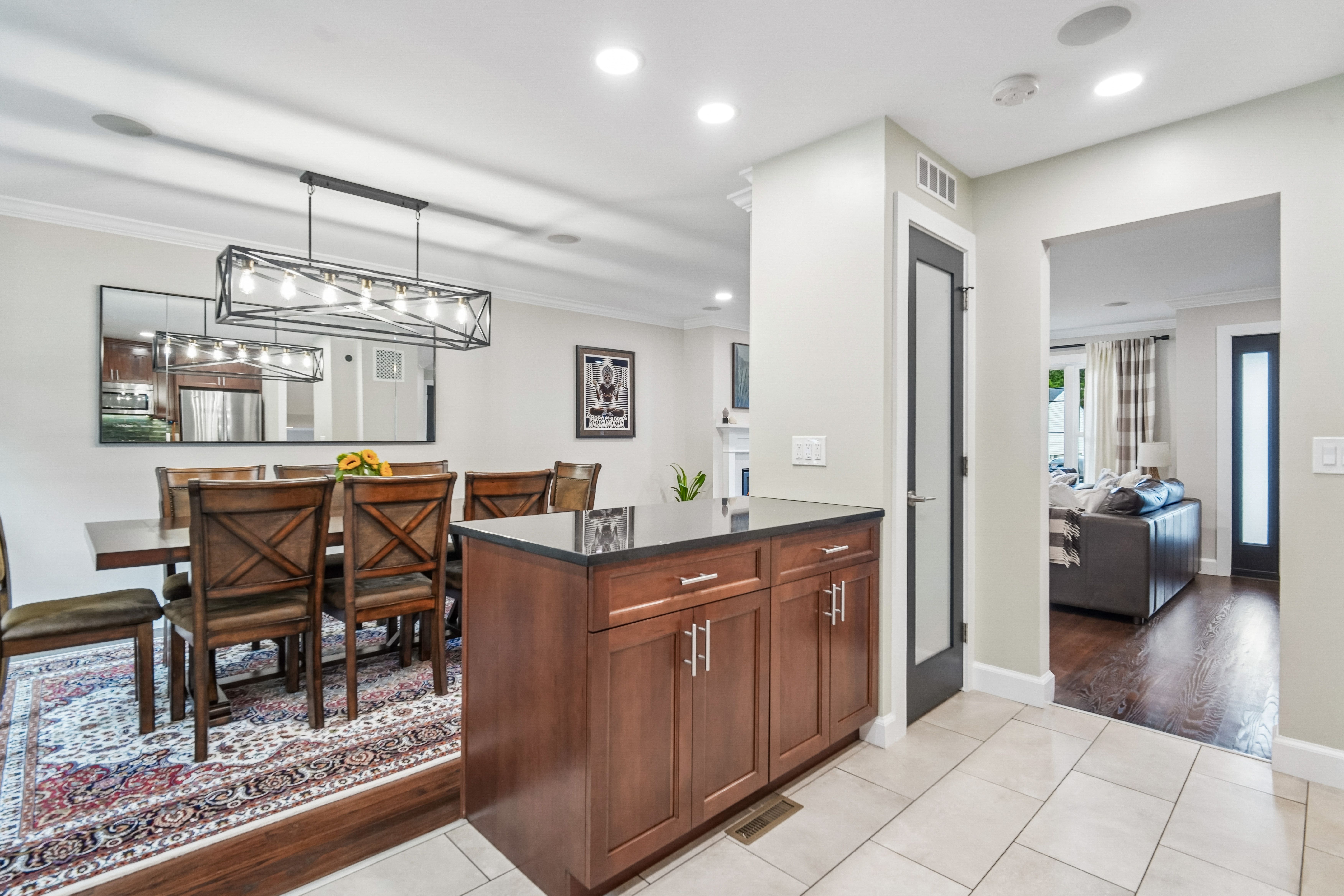 25 Ascot Way 
