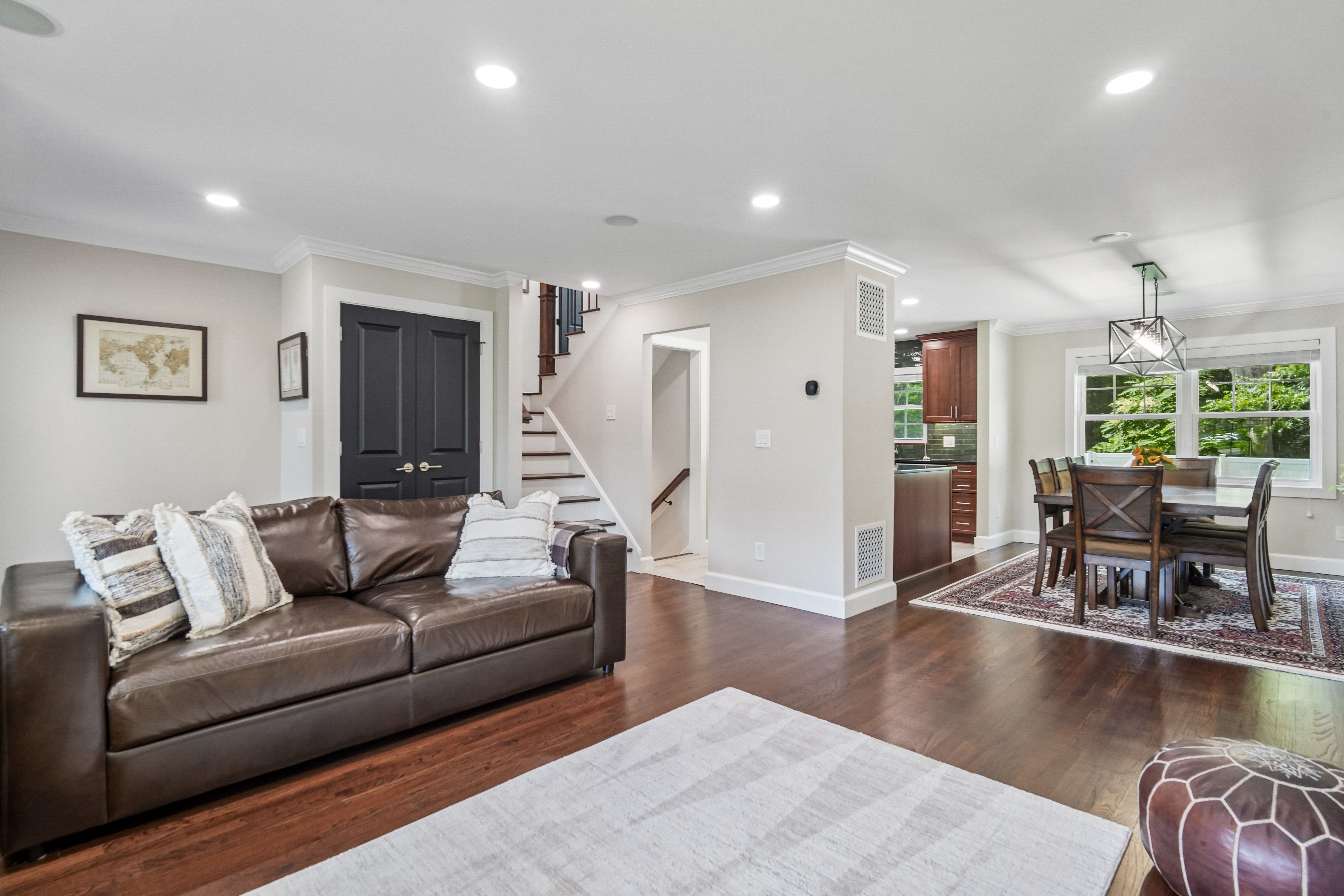 25 Ascot Way 