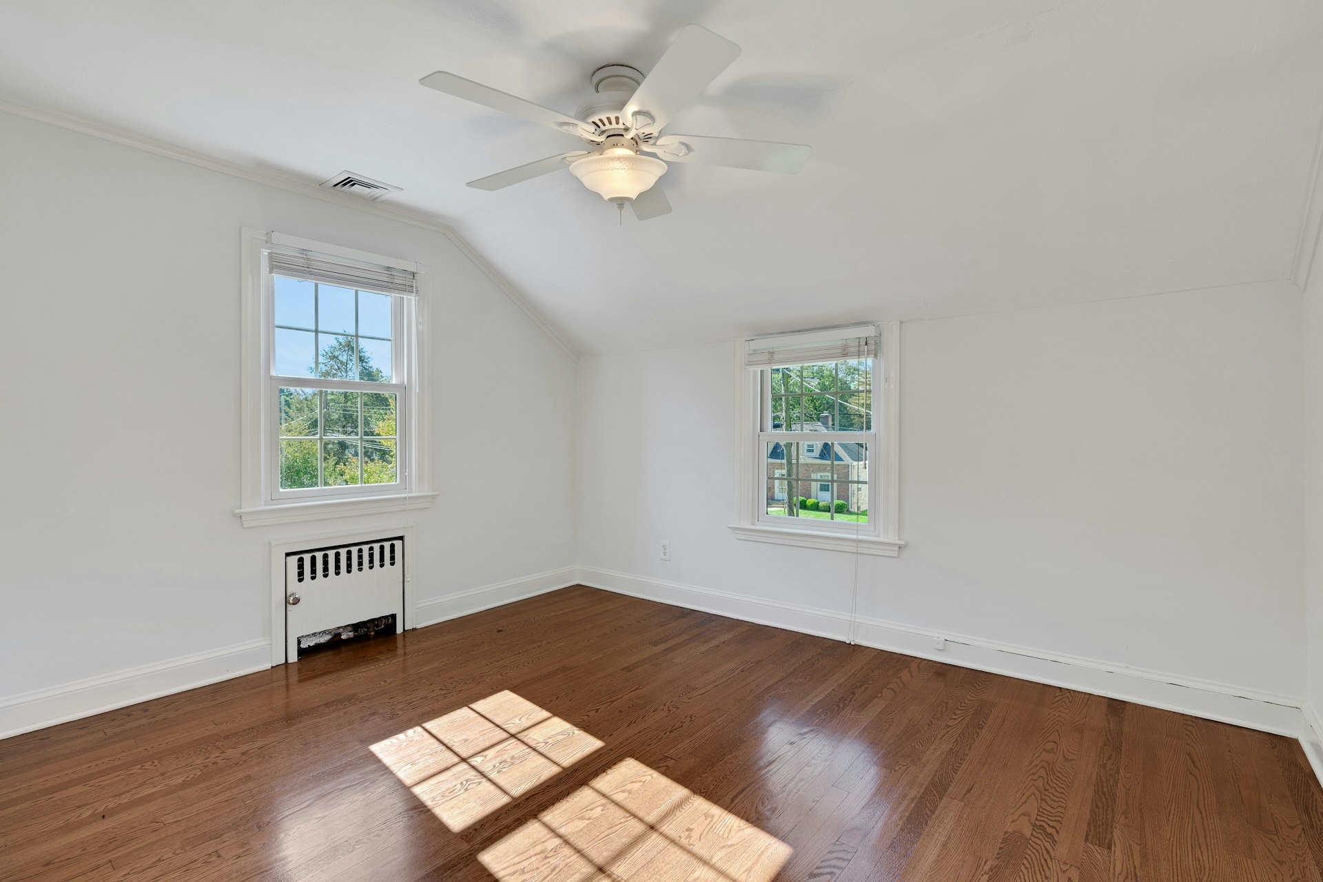 10 Valemont Way 