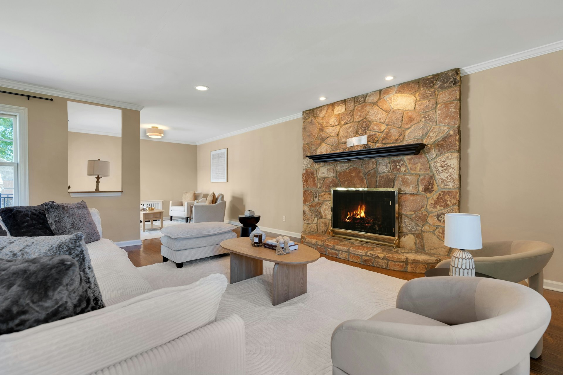 10 Valemont Way 