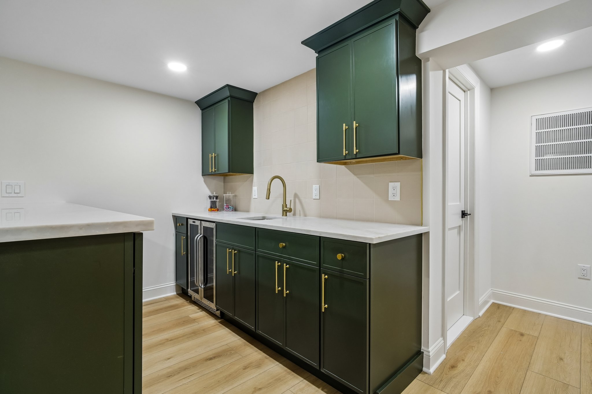 64 North Hillside Avenue 