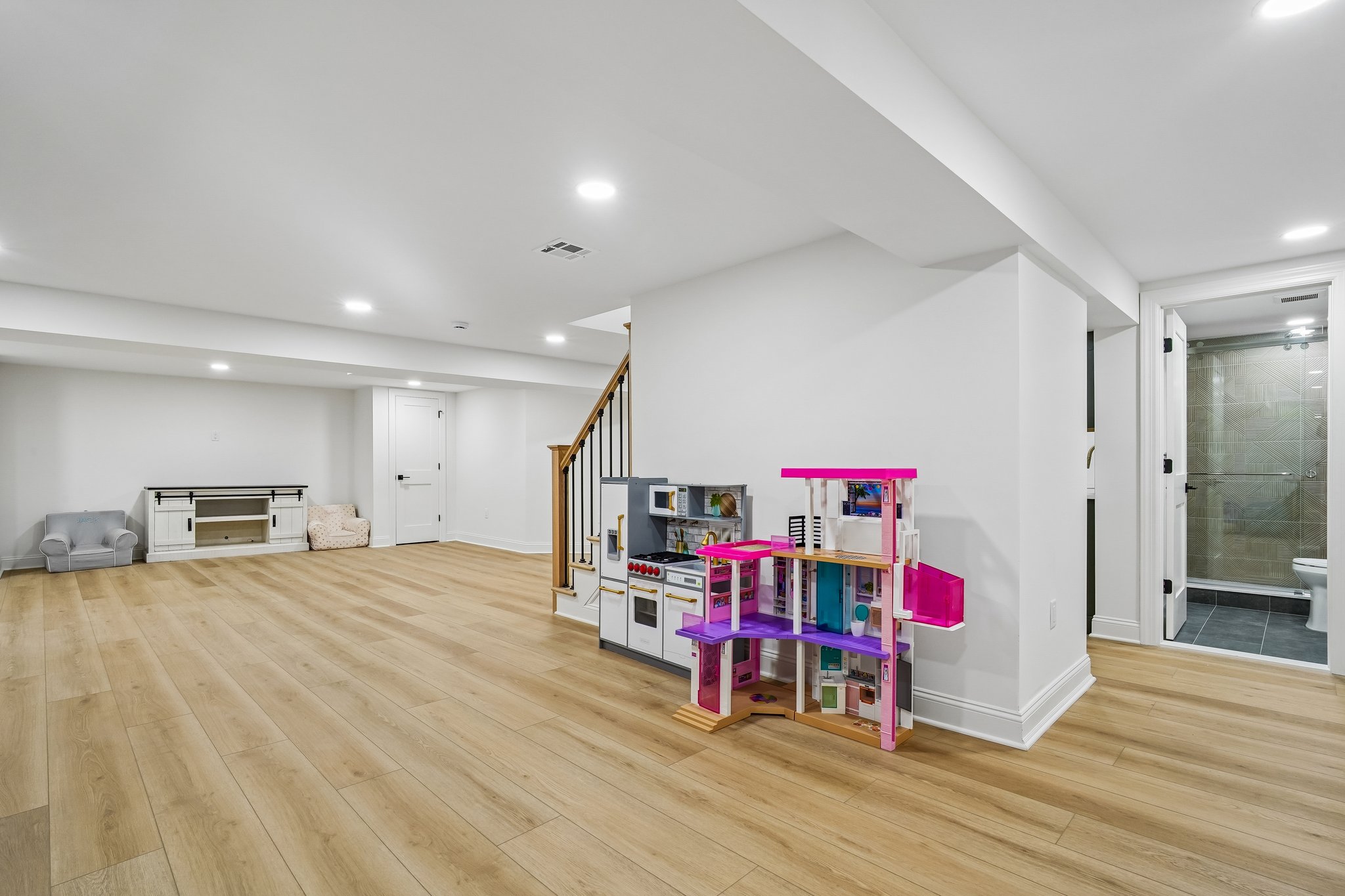 64 North Hillside Avenue 